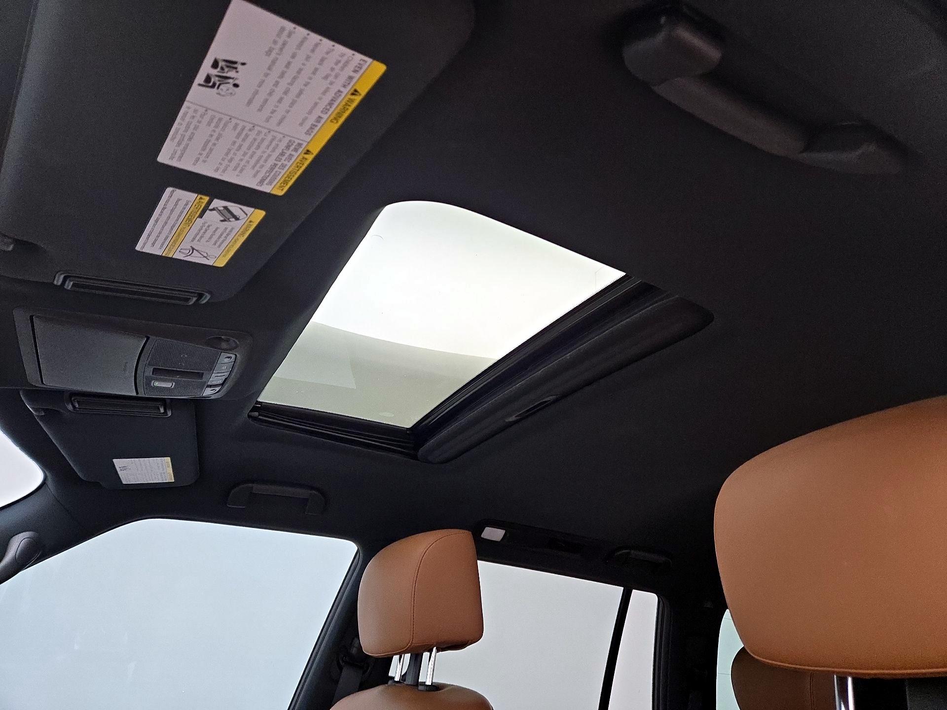 Thumbnail: 2022 INFINITI QX80 - 20