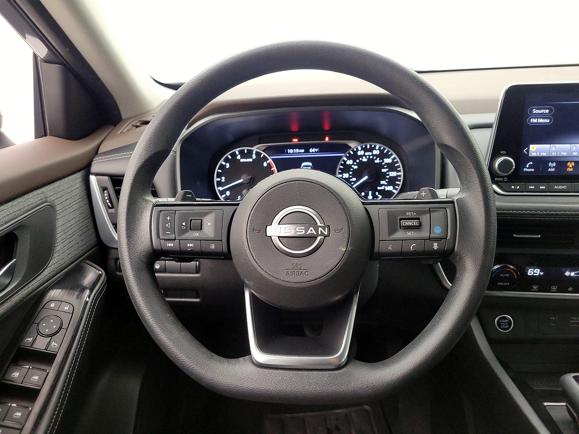 Thumbnail: 2023 Nissan Rogue - 10