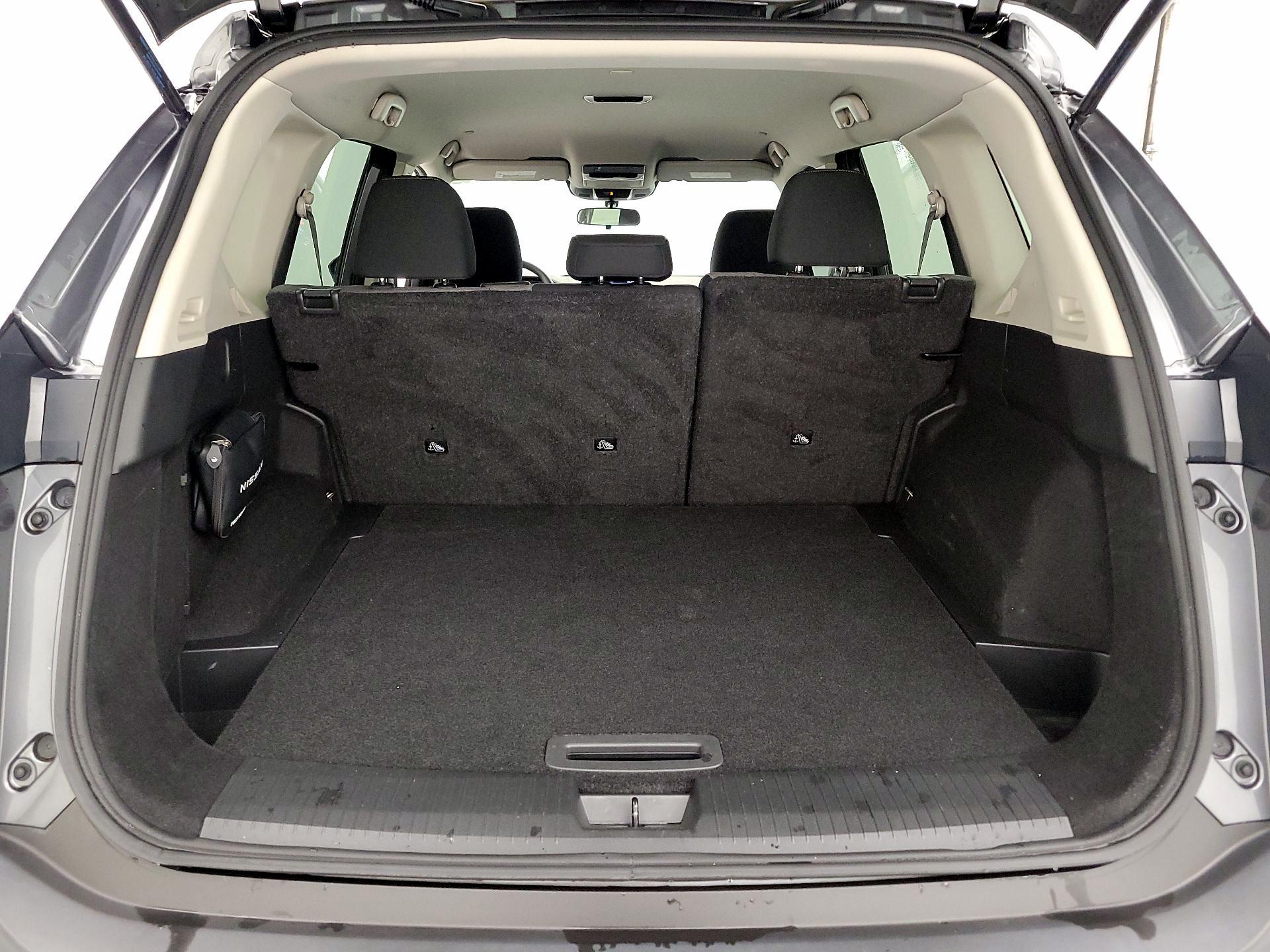 Thumbnail: 2023 Nissan Rogue - 20