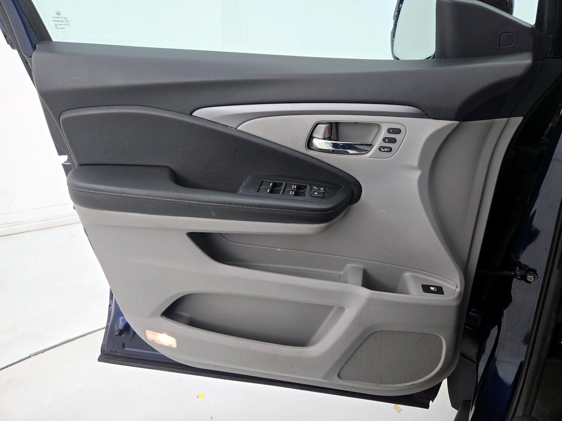 Thumbnail: 2023 Honda Ridgeline - 12