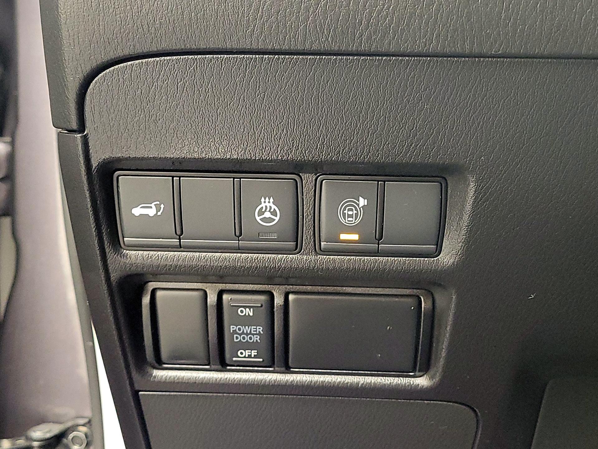 Thumbnail: 2023 INFINITI QX80 - 13