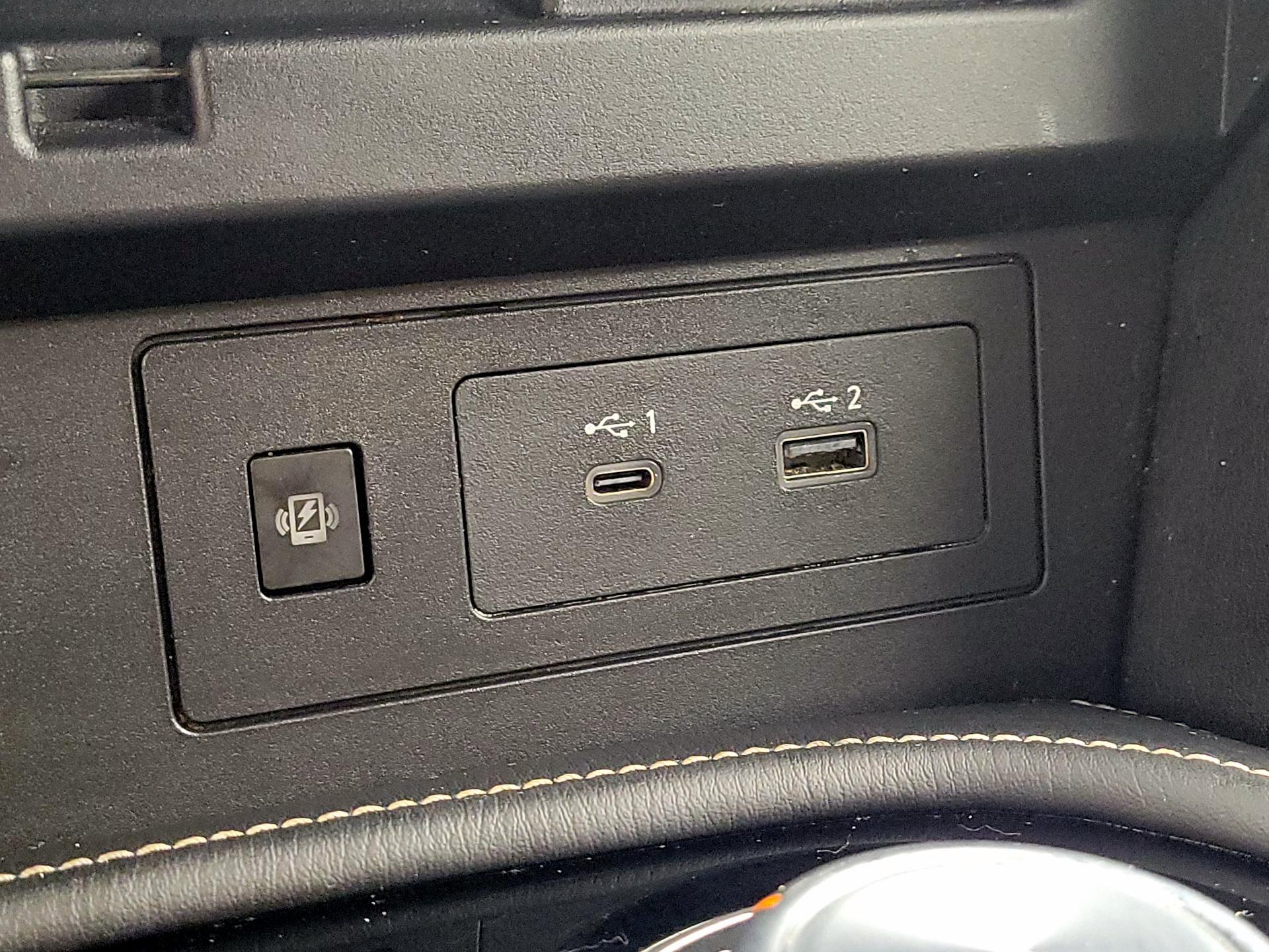 Thumbnail: 2023 INFINITI QX80 - 18