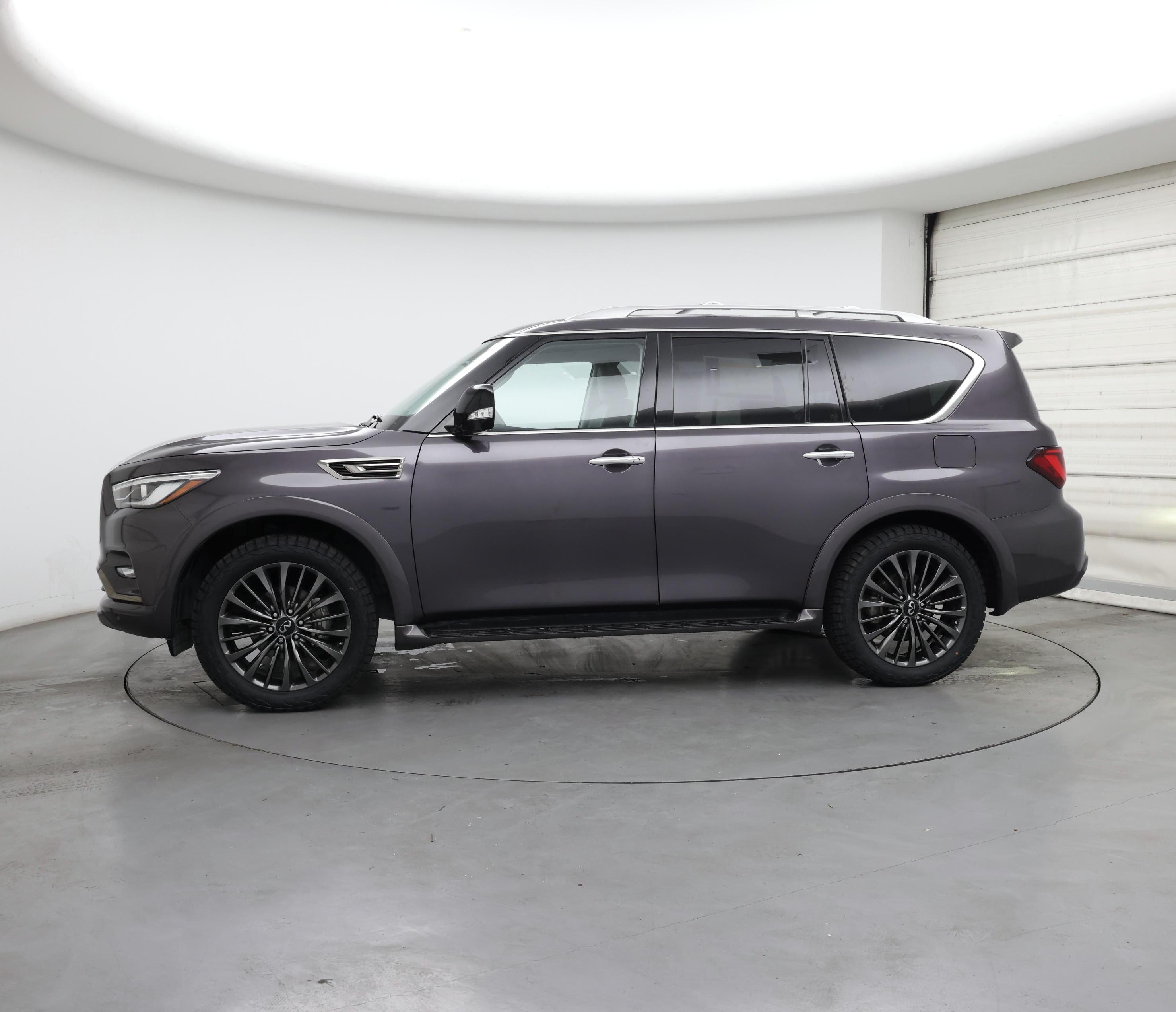 Thumbnail: 2023 INFINITI QX80 - 3
