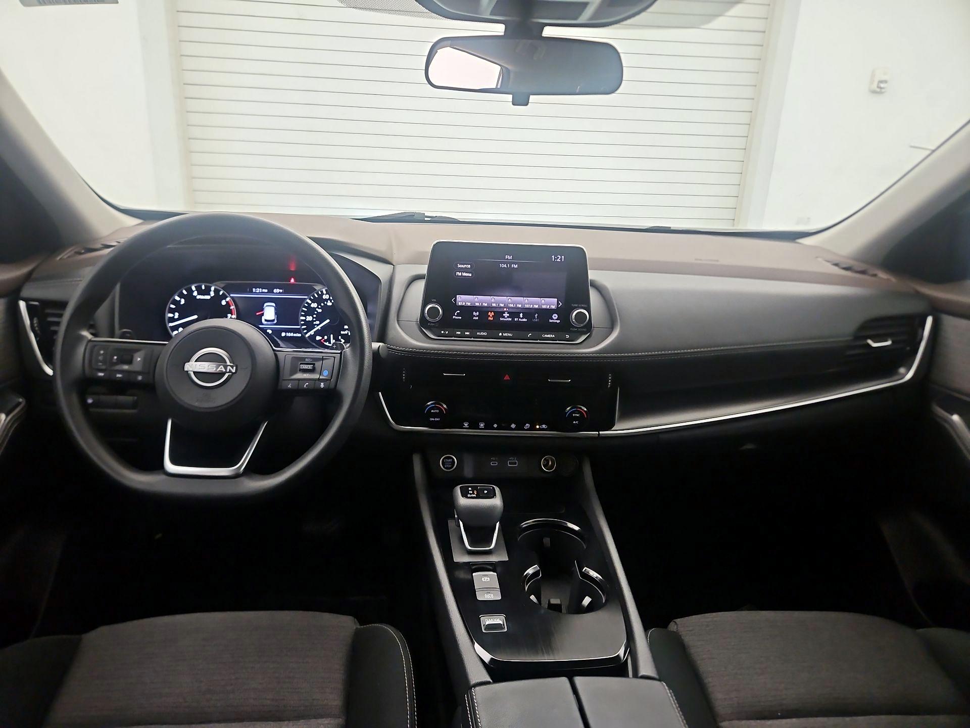 Thumbnail: 2023 Nissan Rogue - 9