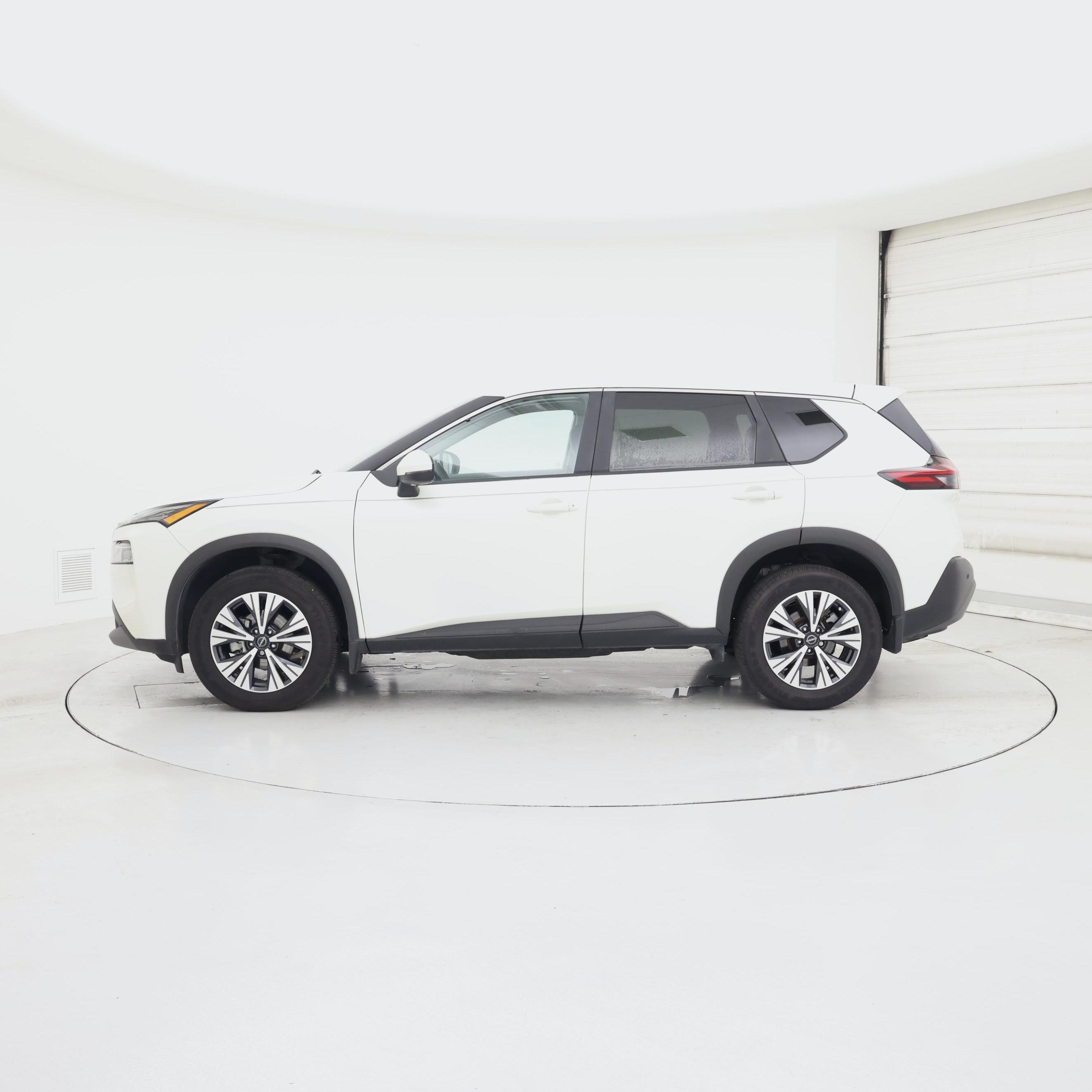 Thumbnail: 2023 Nissan Rogue - 3