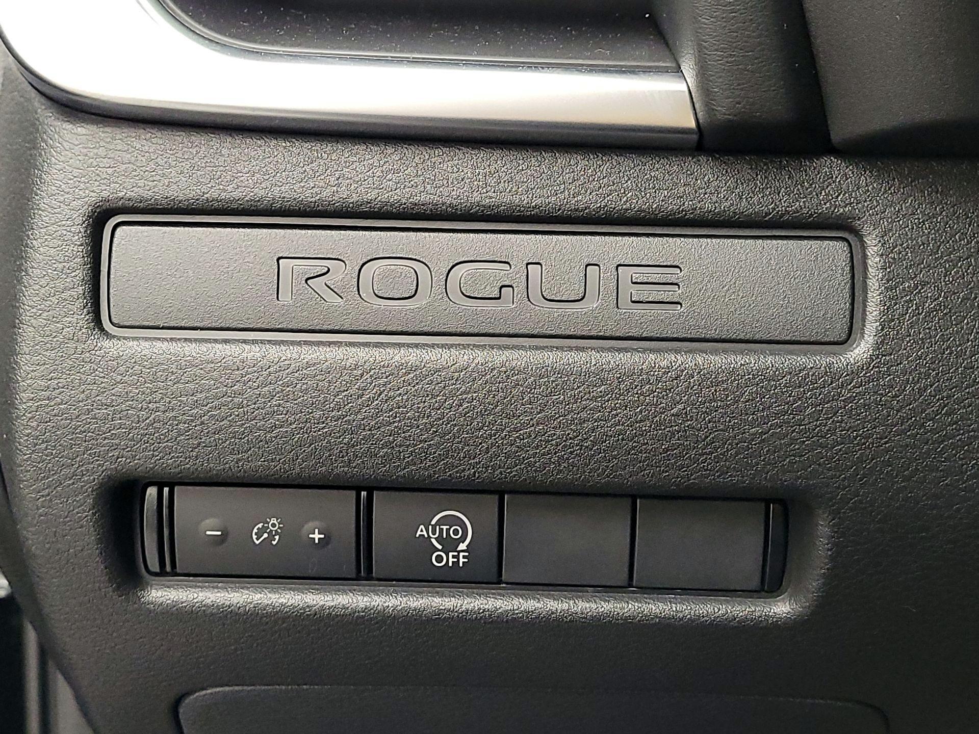 Thumbnail: 2023 Nissan Rogue - 13