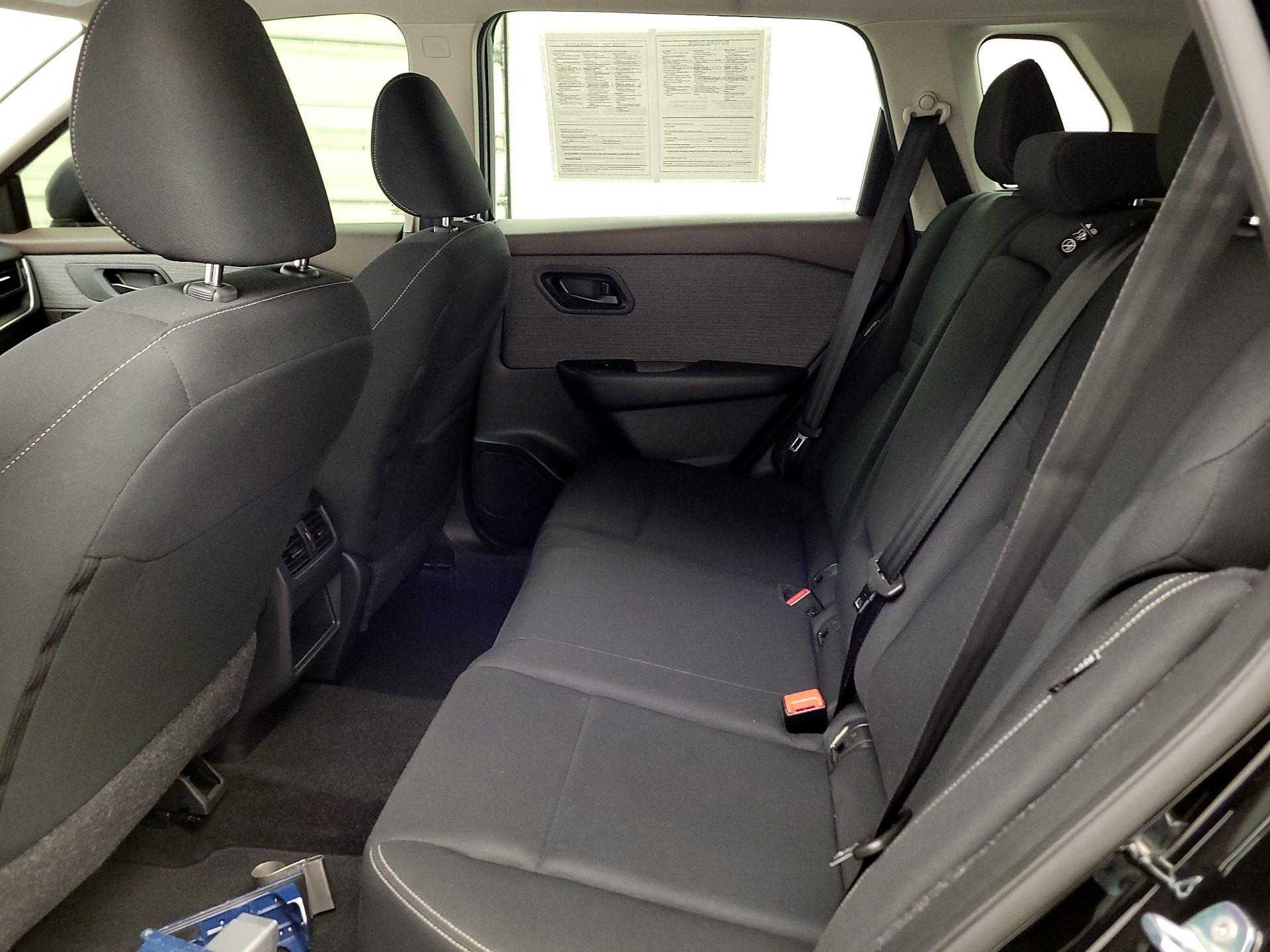 Thumbnail: 2023 Nissan Rogue - 19