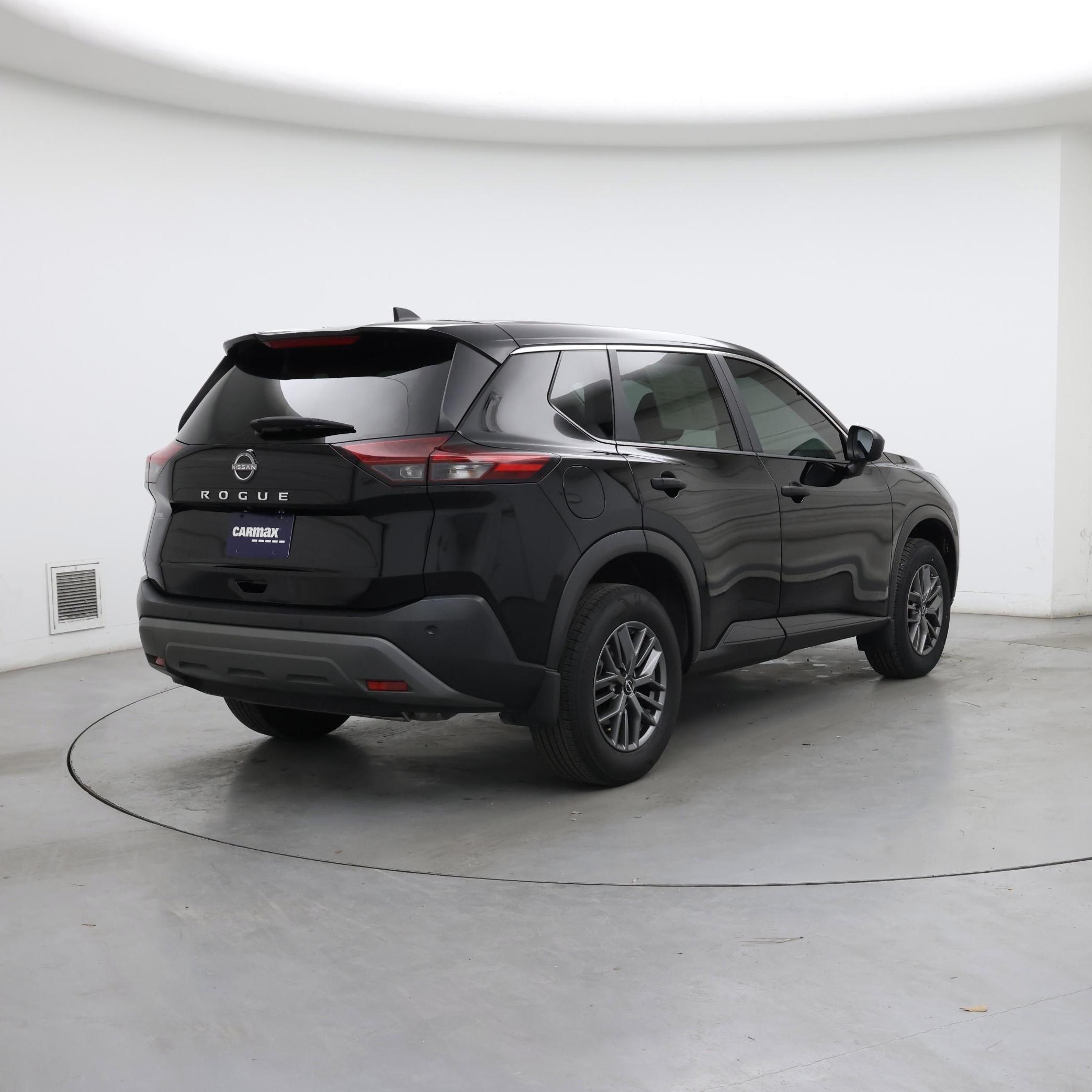 Thumbnail: 2023 Nissan Rogue - 8