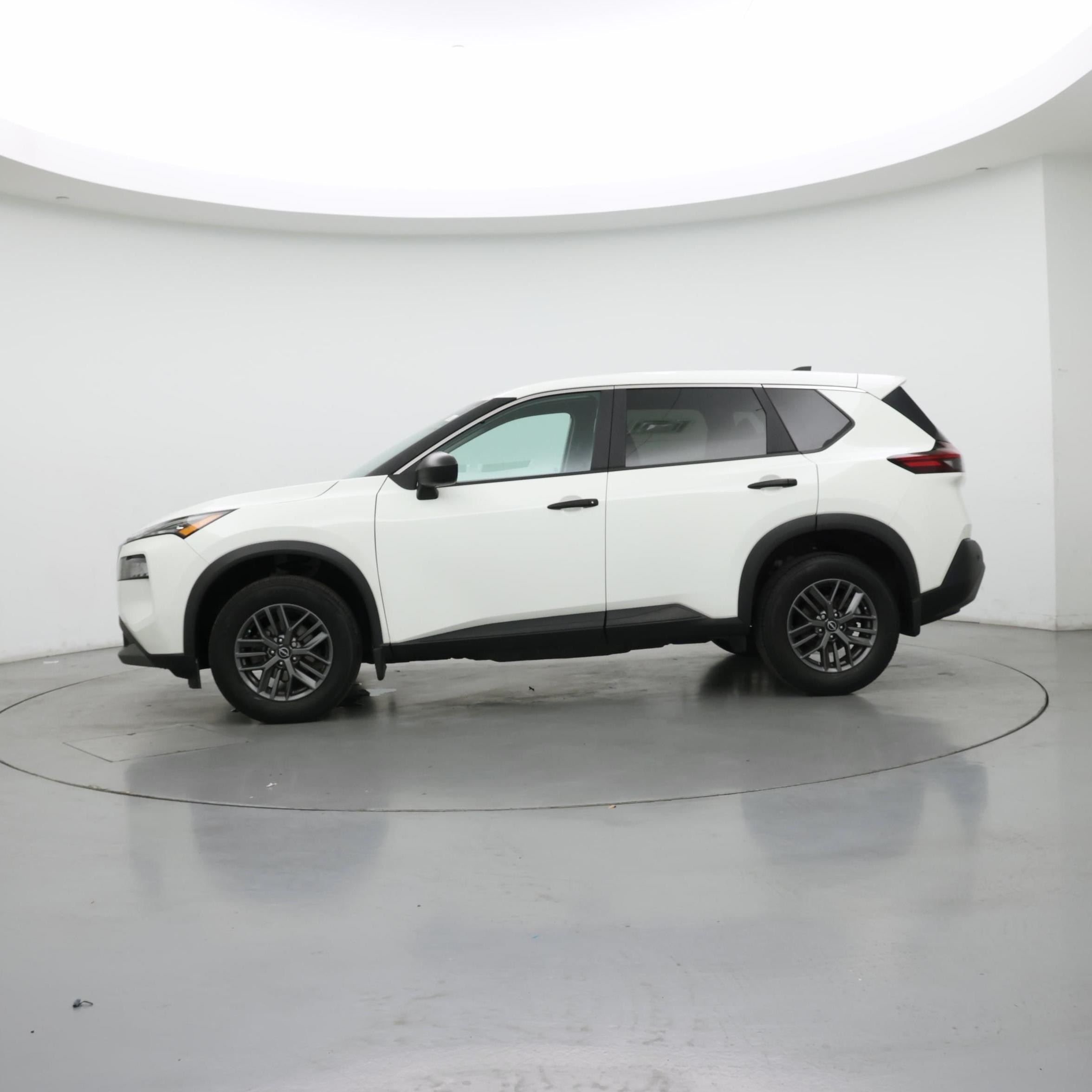 Thumbnail: 2023 Nissan Rogue - 3