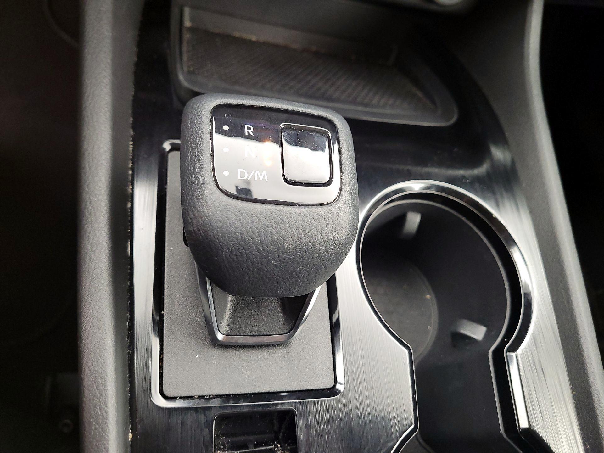 Thumbnail: 2021 Nissan Rogue - 15