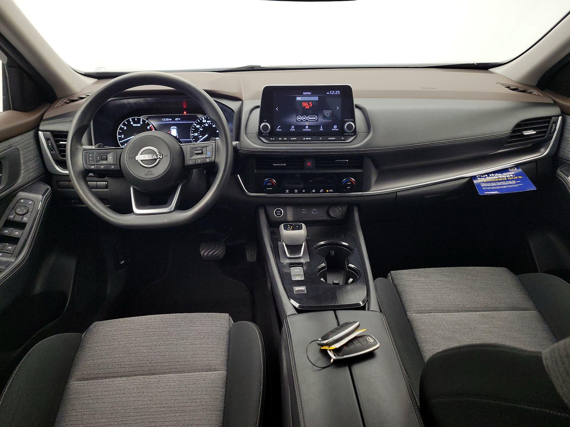 Thumbnail: 2023 Nissan Rogue - 9