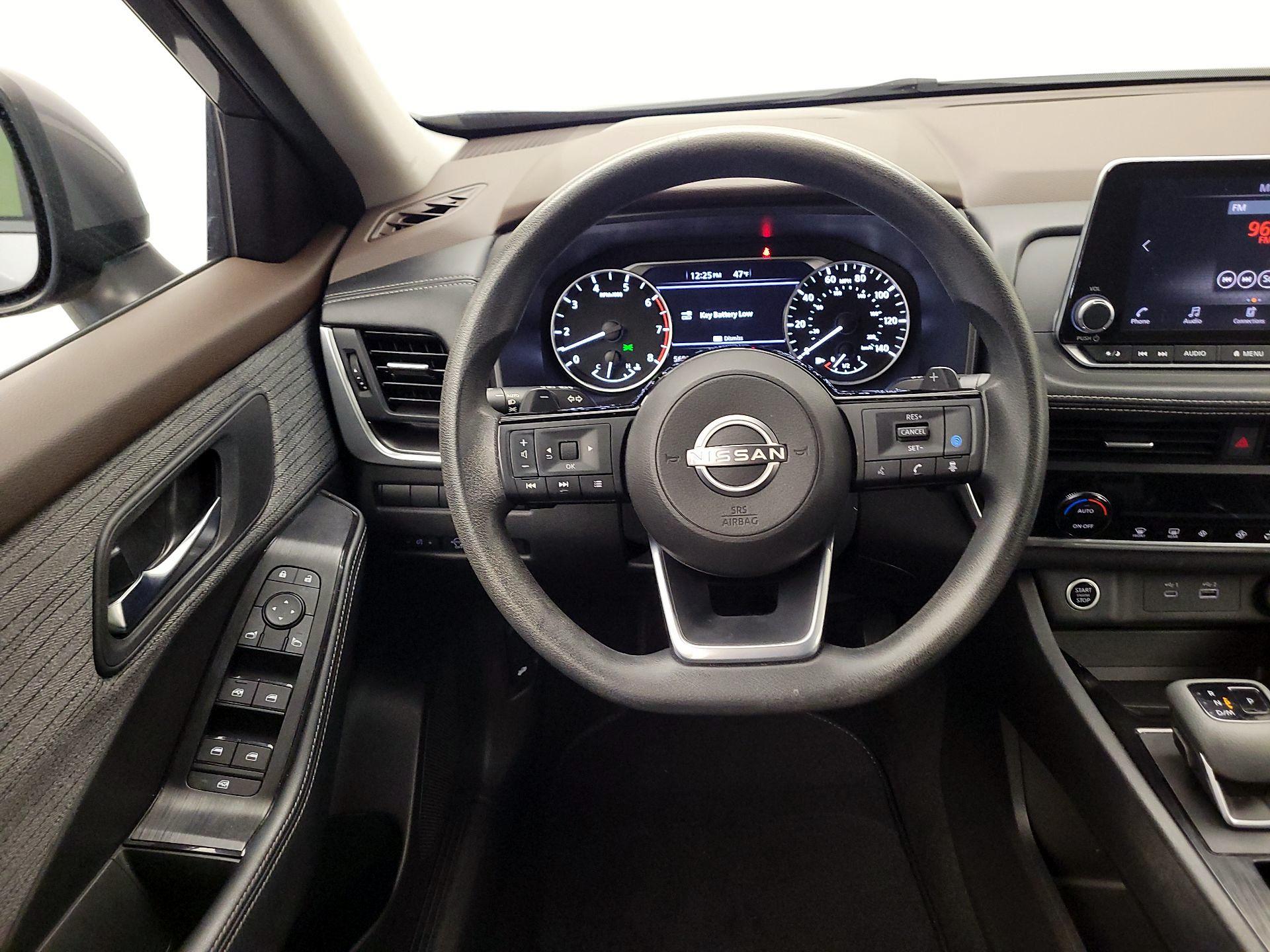 Thumbnail: 2023 Nissan Rogue - 10