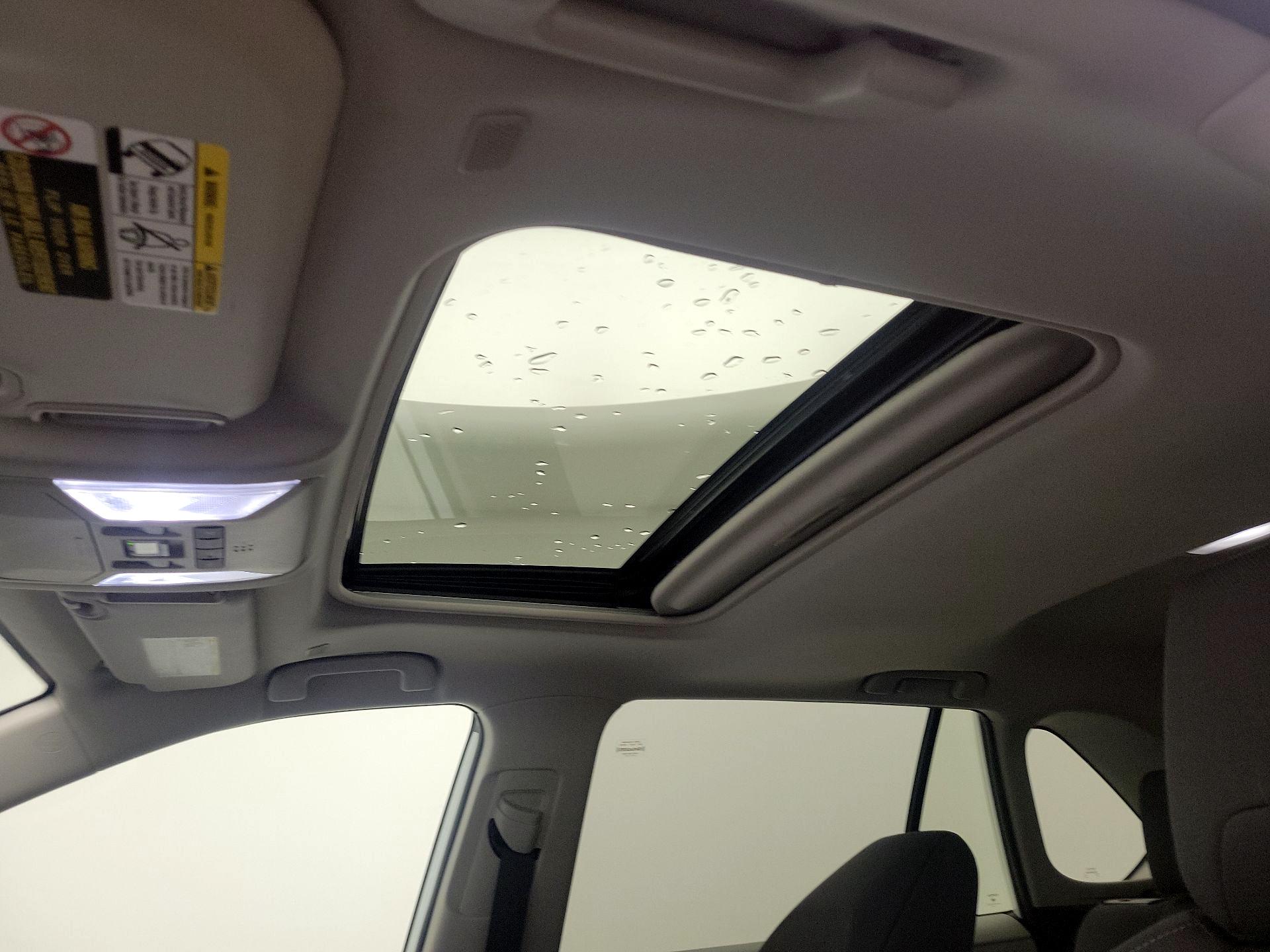 Thumbnail: 2024 Toyota RAV4 - 19