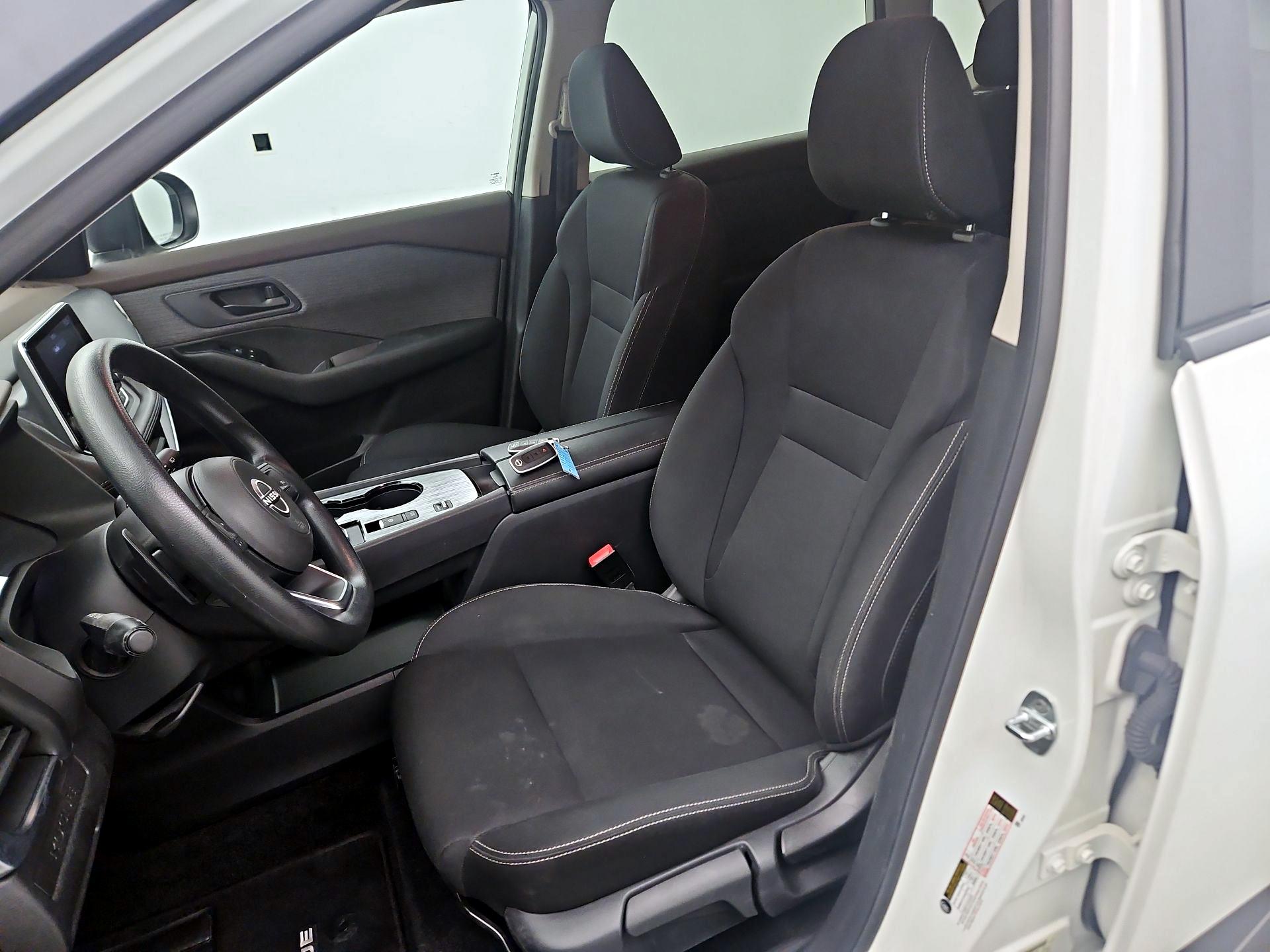 Thumbnail: 2023 Nissan Rogue - 11