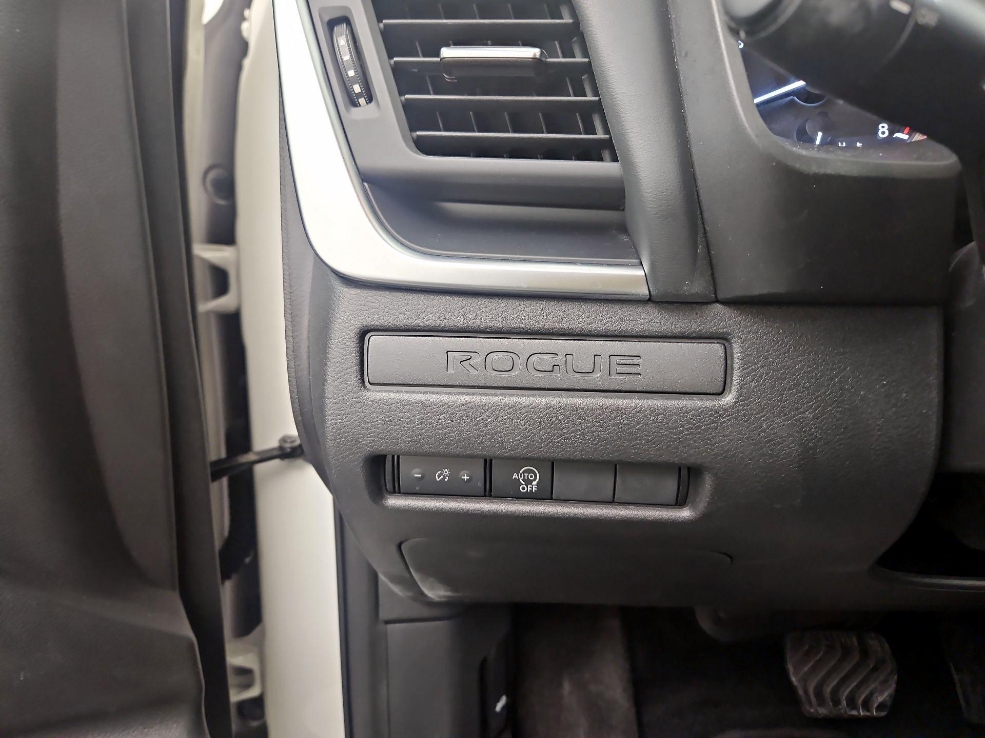 Thumbnail: 2023 Nissan Rogue - 13