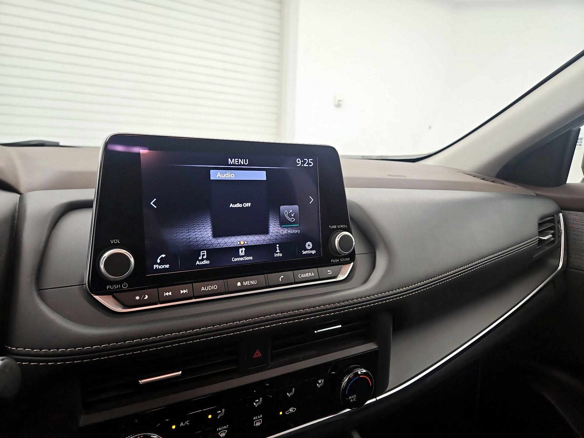 Thumbnail: 2023 Nissan Rogue - 15