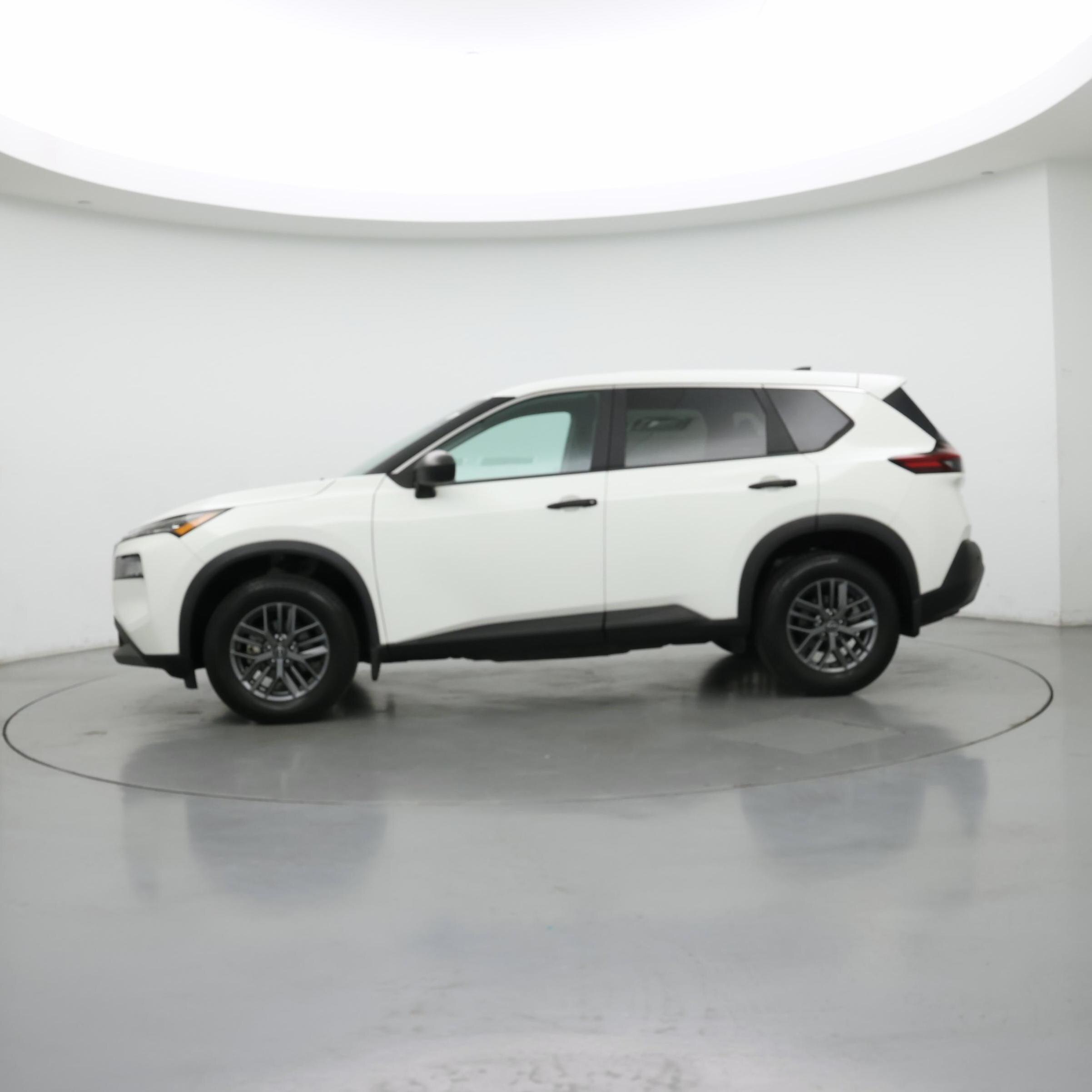 Thumbnail: 2023 Nissan Rogue - 3