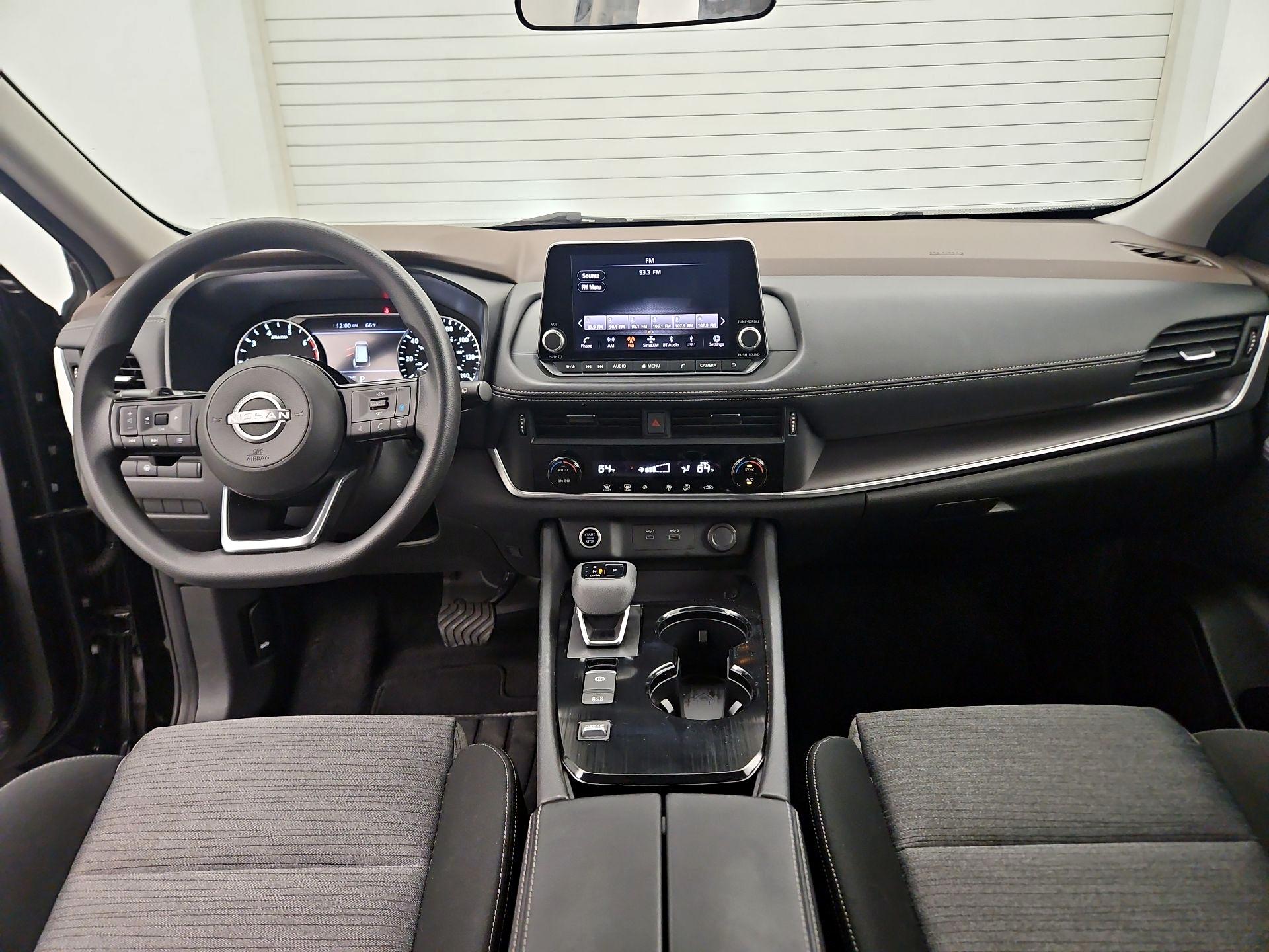 Thumbnail: 2023 Nissan Rogue - 9