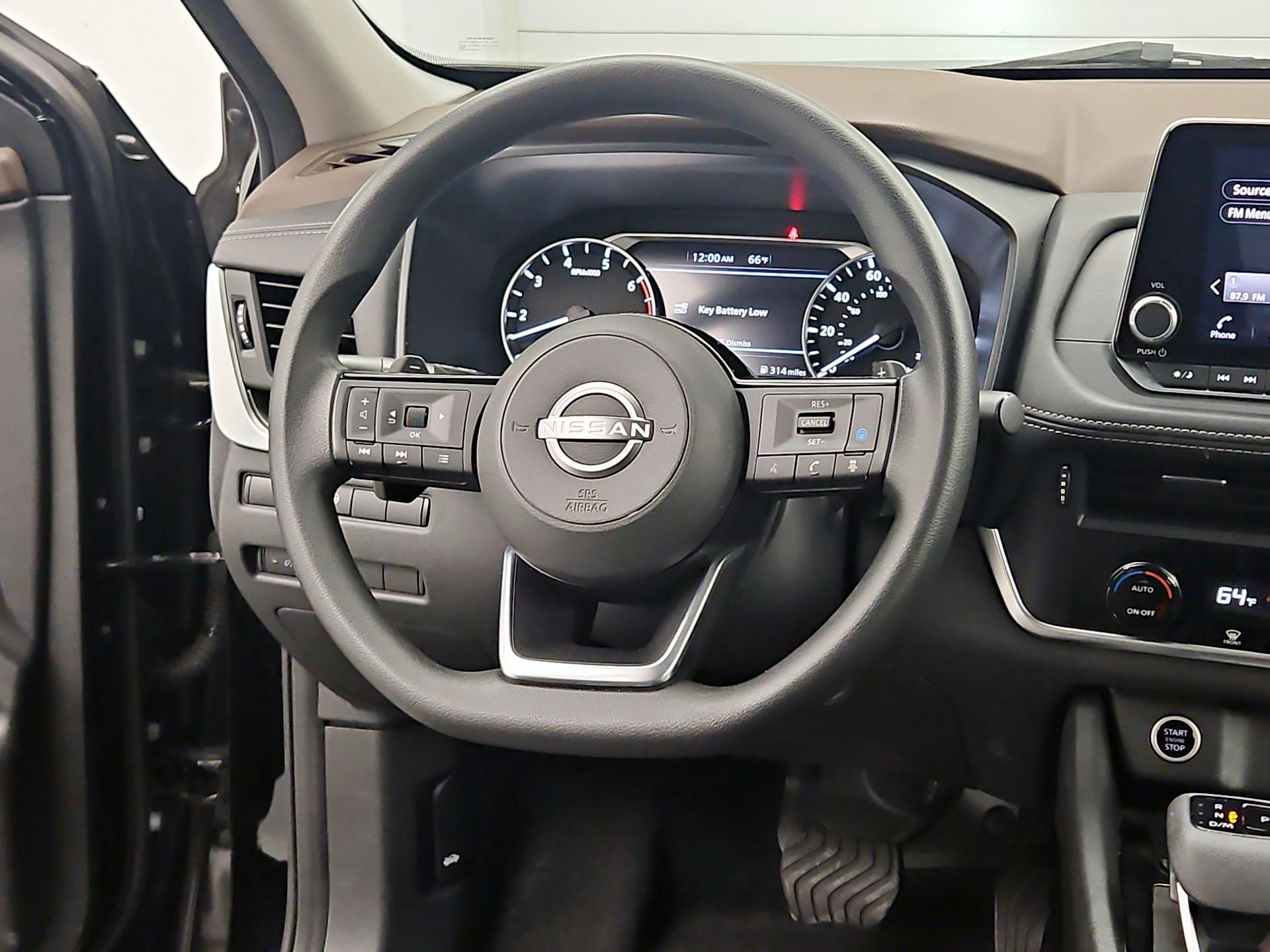 Thumbnail: 2023 Nissan Rogue - 10