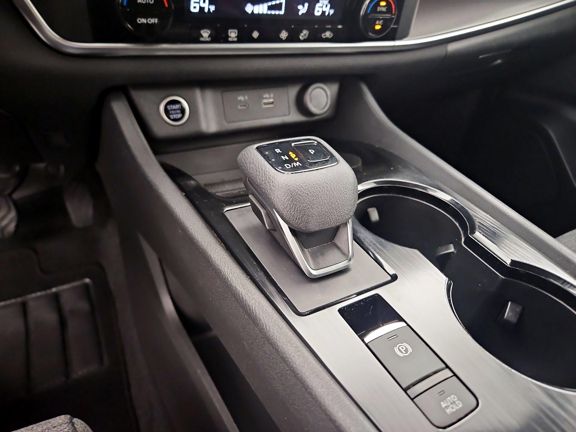 Thumbnail: 2023 Nissan Rogue - 15