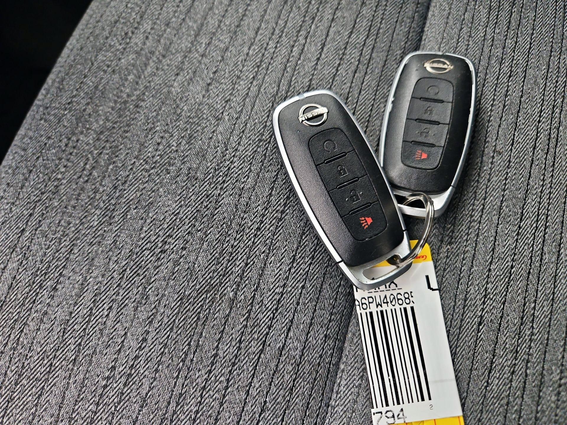 Thumbnail: 2023 Nissan Rogue - 19