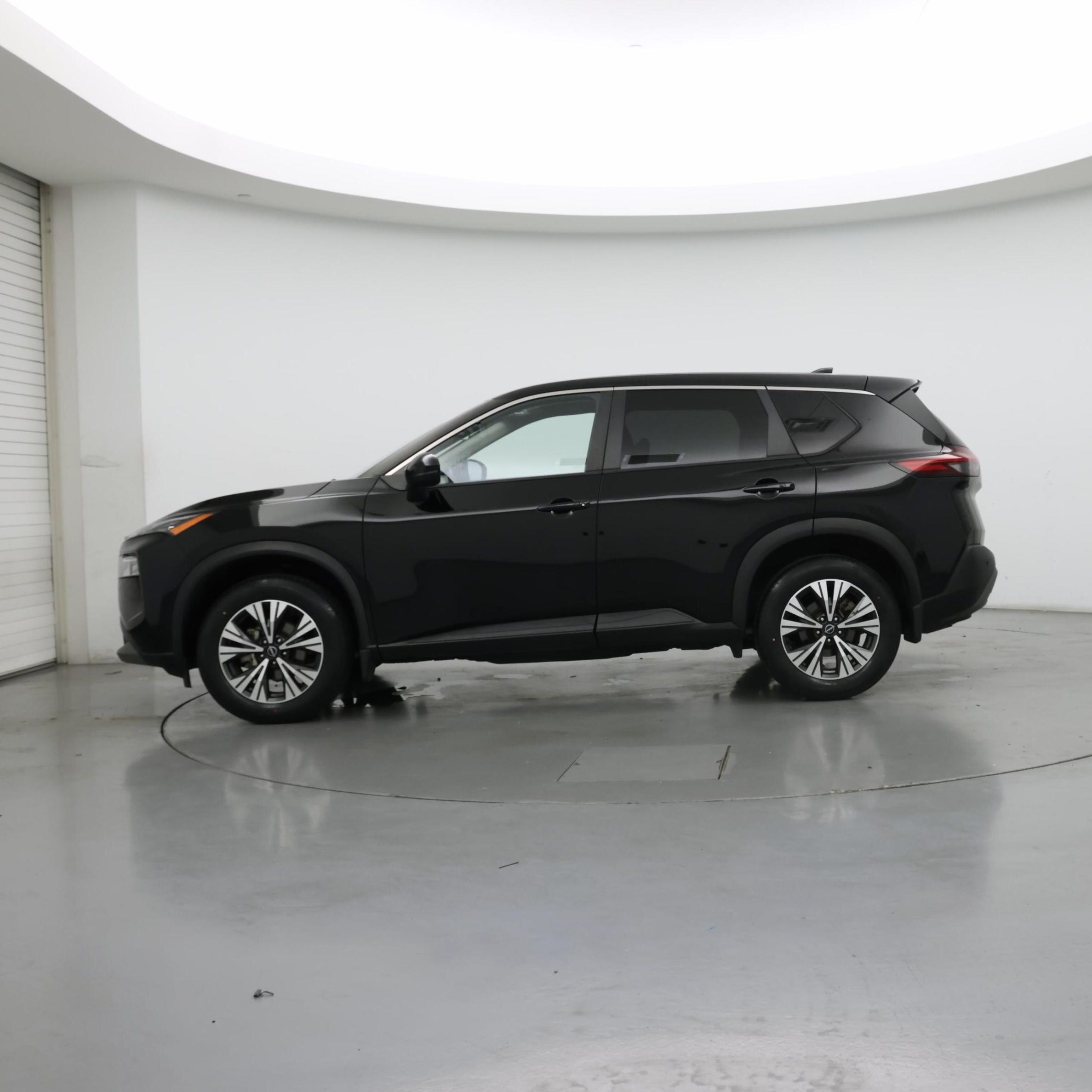 Thumbnail: 2023 Nissan Rogue - 3