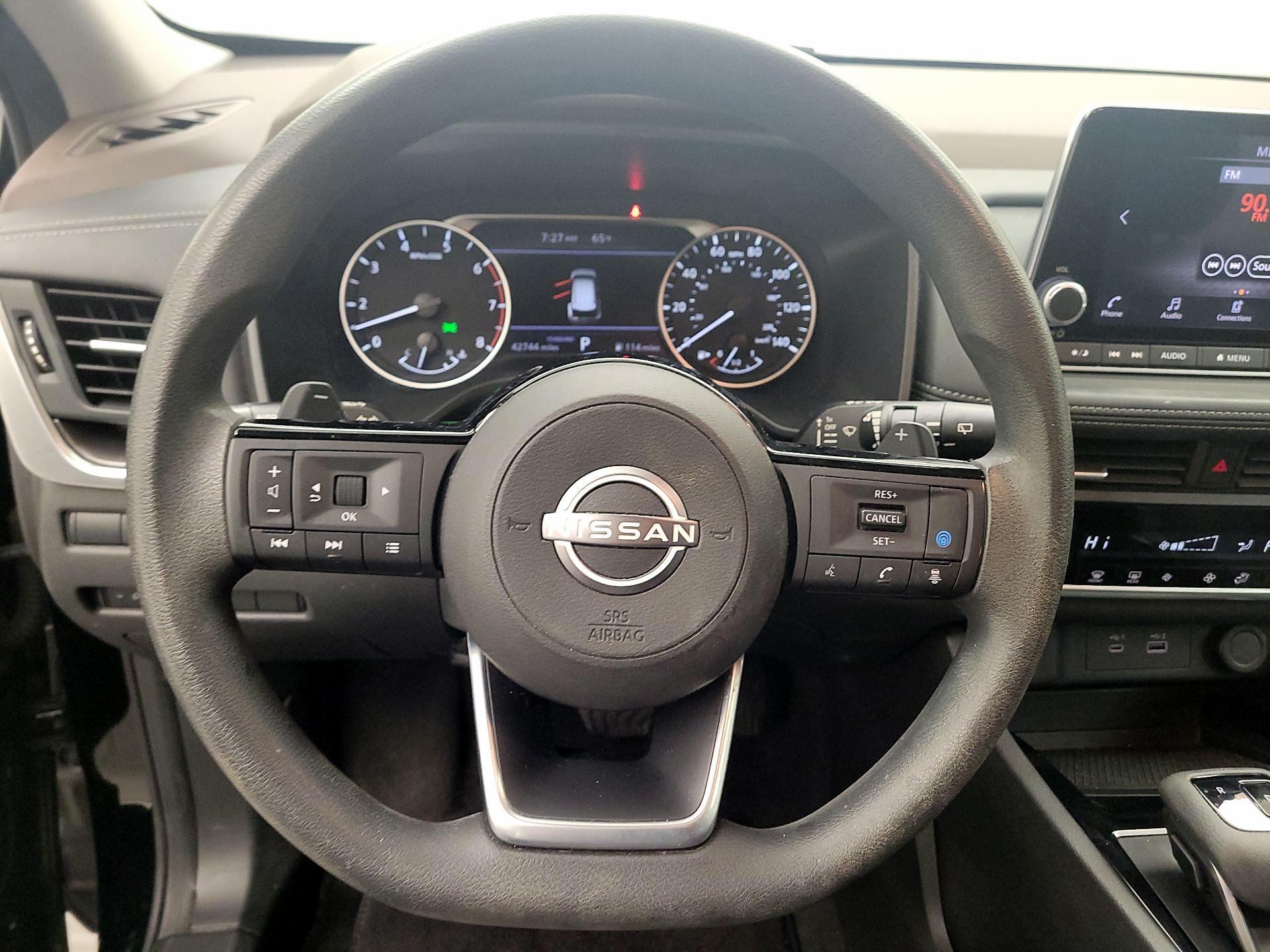 Thumbnail: 2023 Nissan Rogue - 10