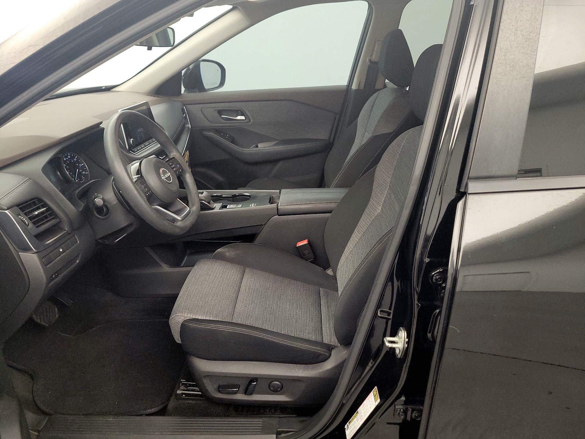 Thumbnail: 2023 Nissan Rogue - 11