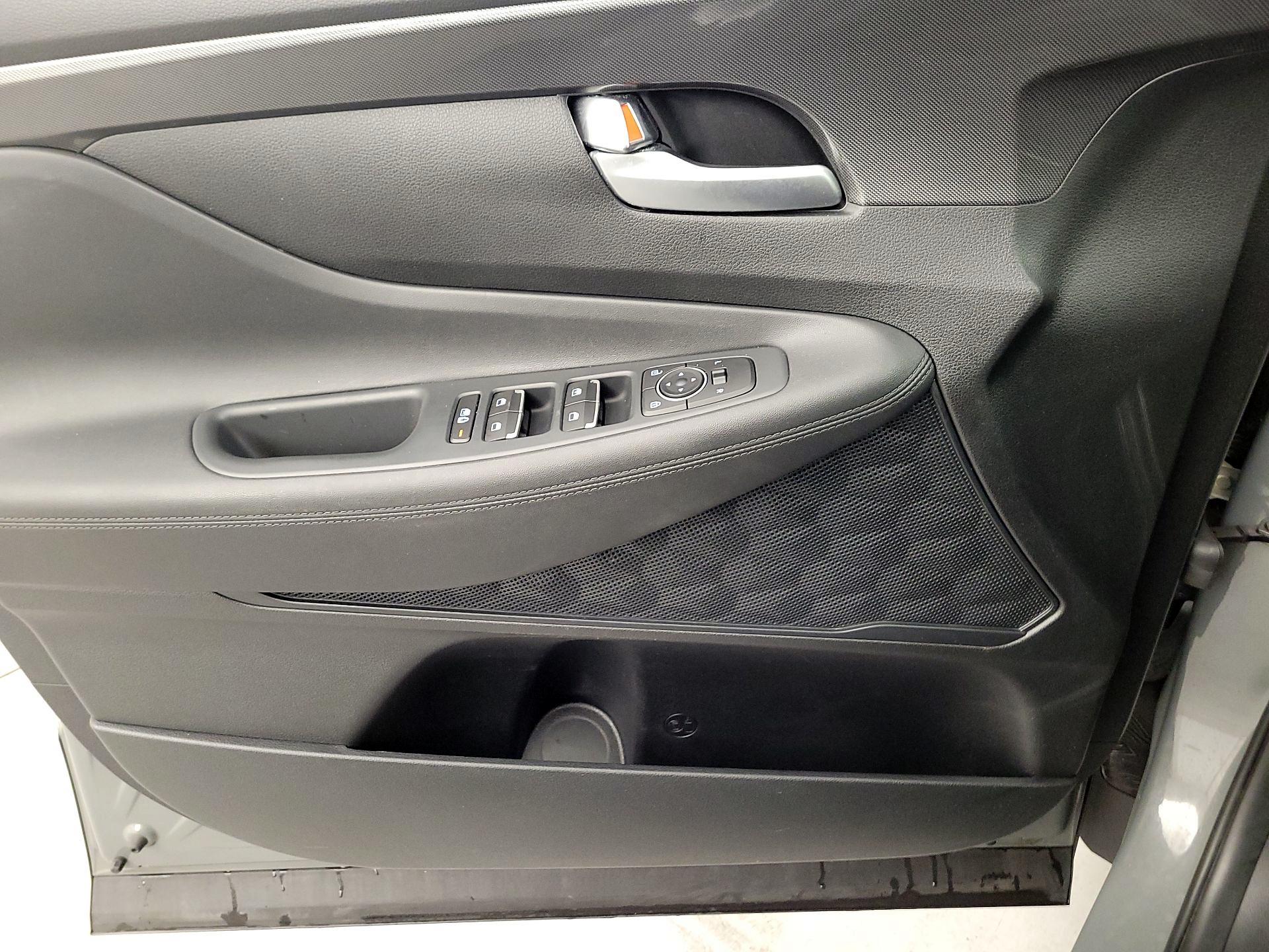 Thumbnail: 2023 Hyundai Santa Fe - 12