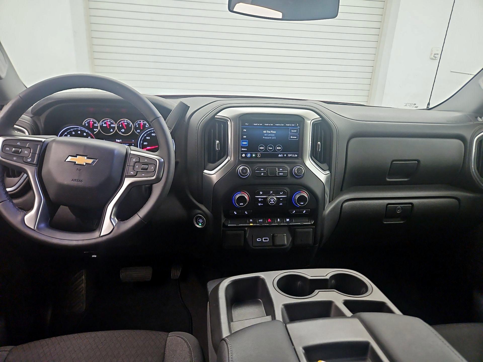 Thumbnail: 2022 Chevrolet Silverado 1500 - 9