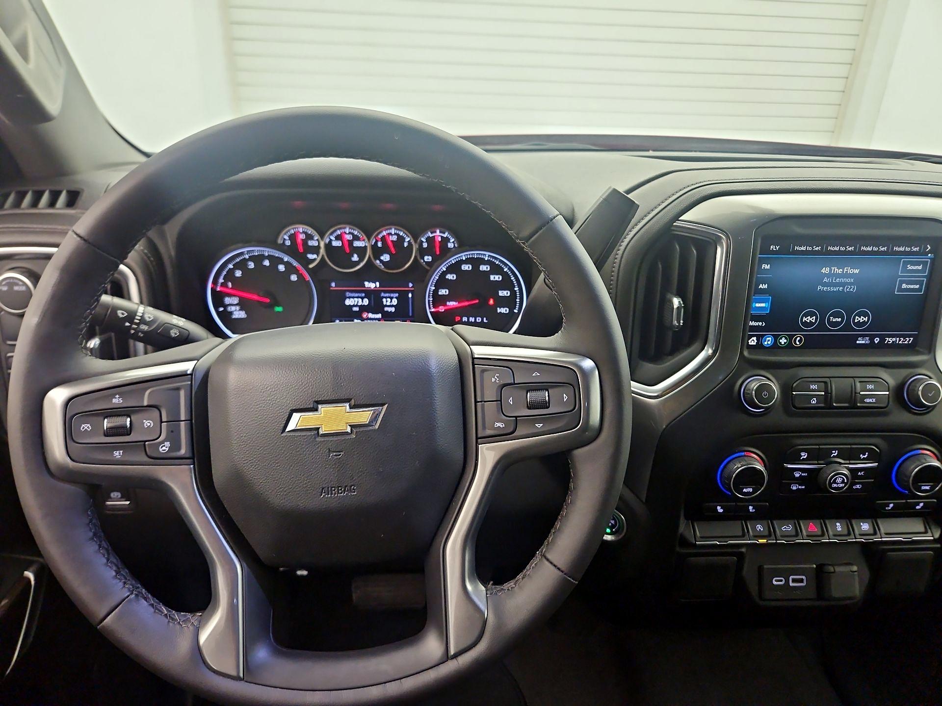 Thumbnail: 2022 Chevrolet Silverado 1500 - 10