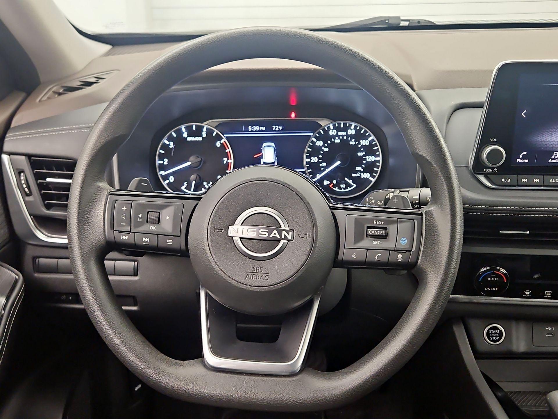 Thumbnail: 2023 Nissan Rogue - 10