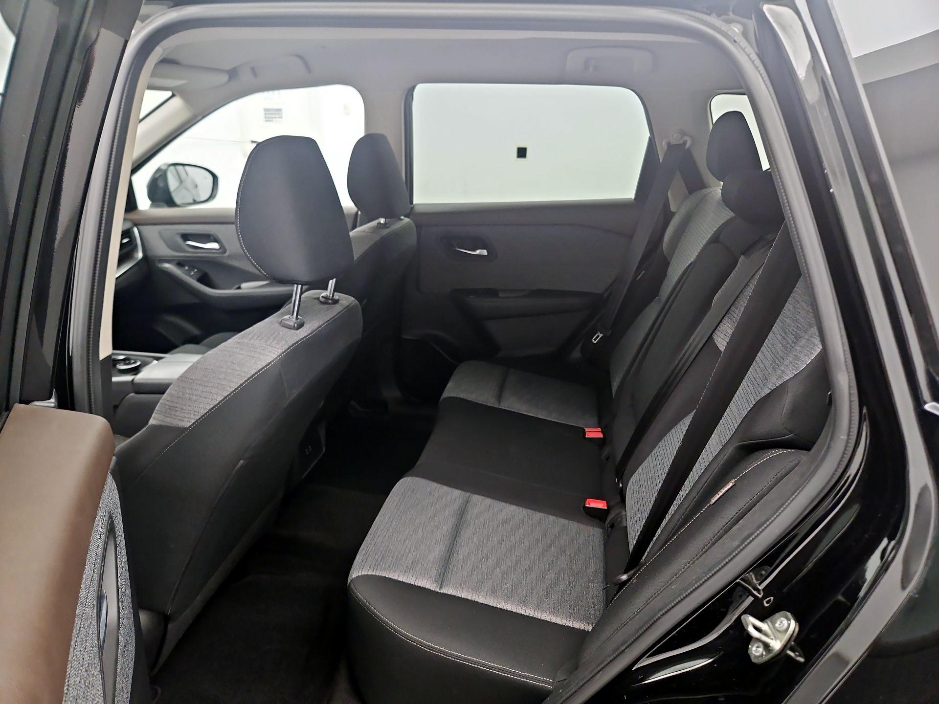 Thumbnail: 2023 Nissan Rogue - 19