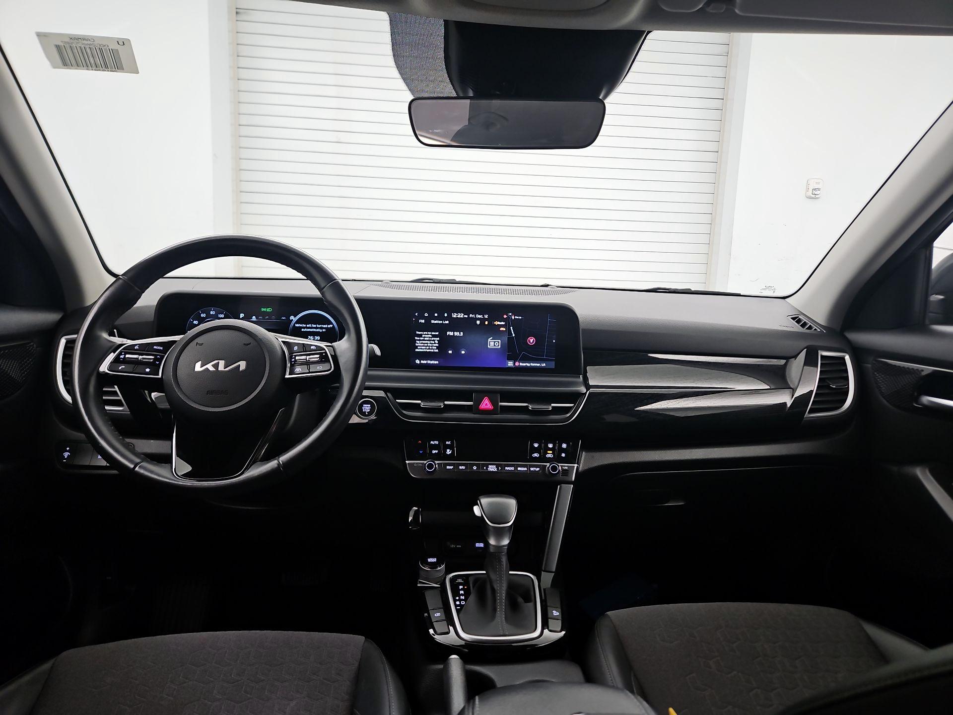 Thumbnail: 2024 Kia Seltos - 9