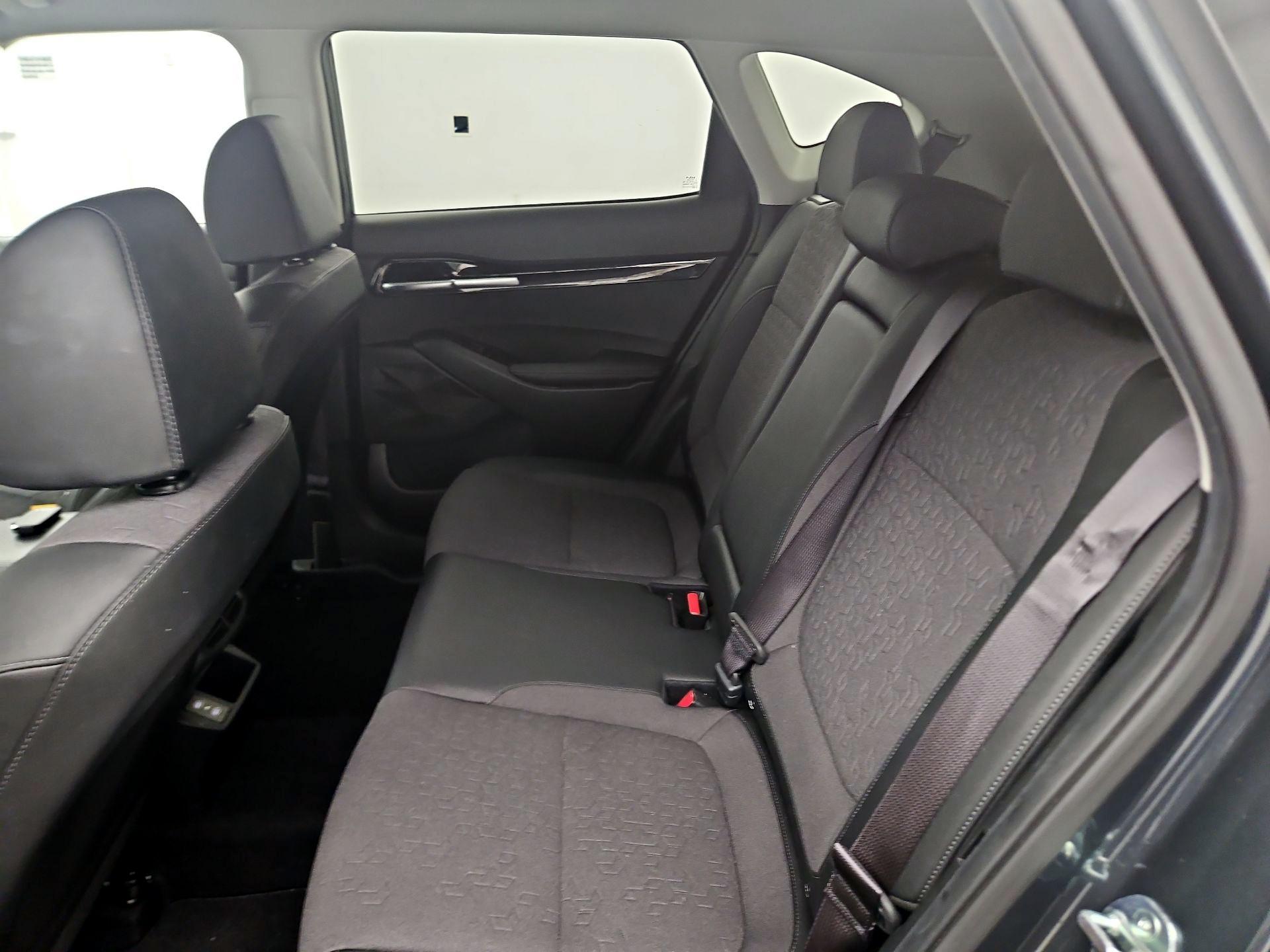 Thumbnail: 2024 Kia Seltos - 18