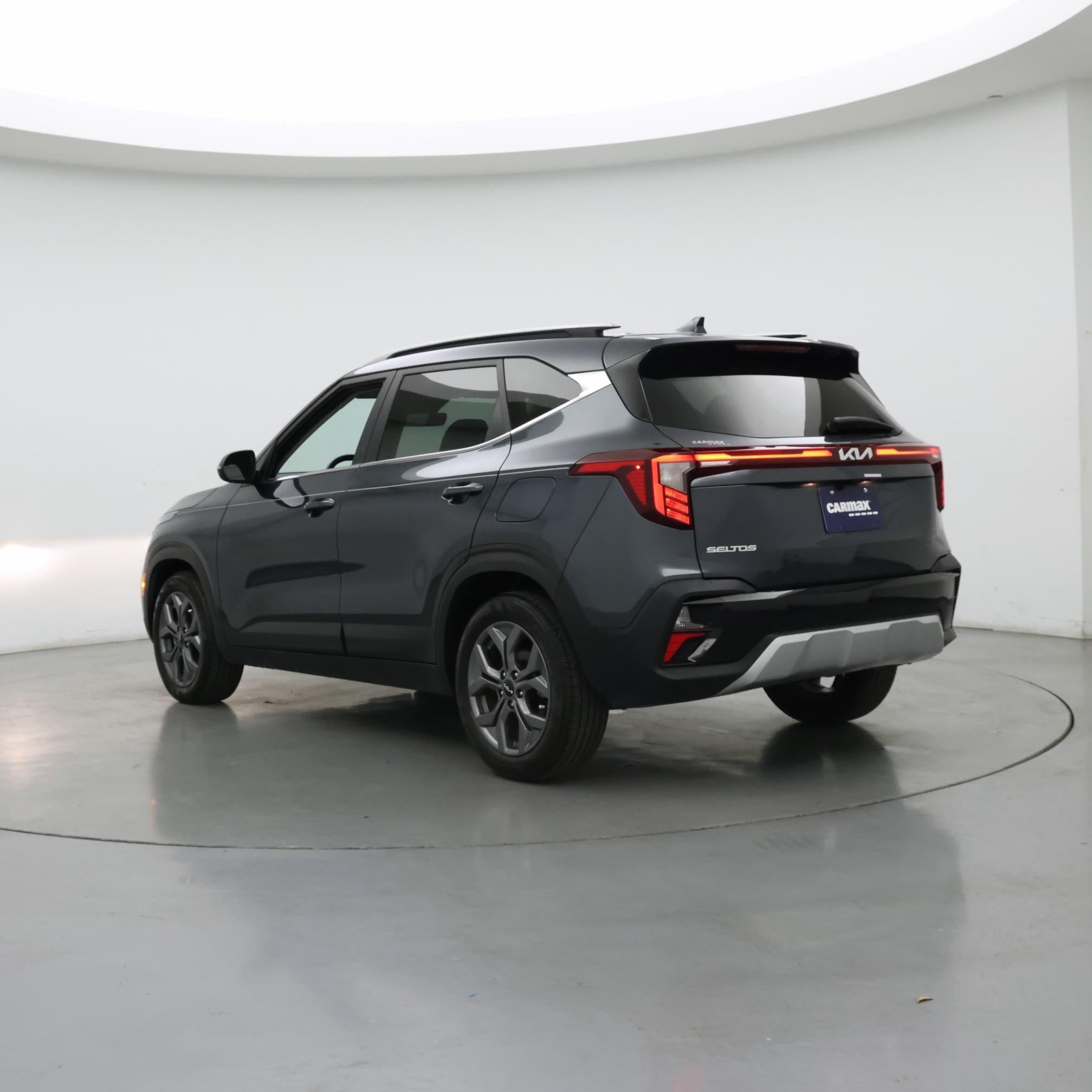 Thumbnail: 2024 Kia Seltos - 2