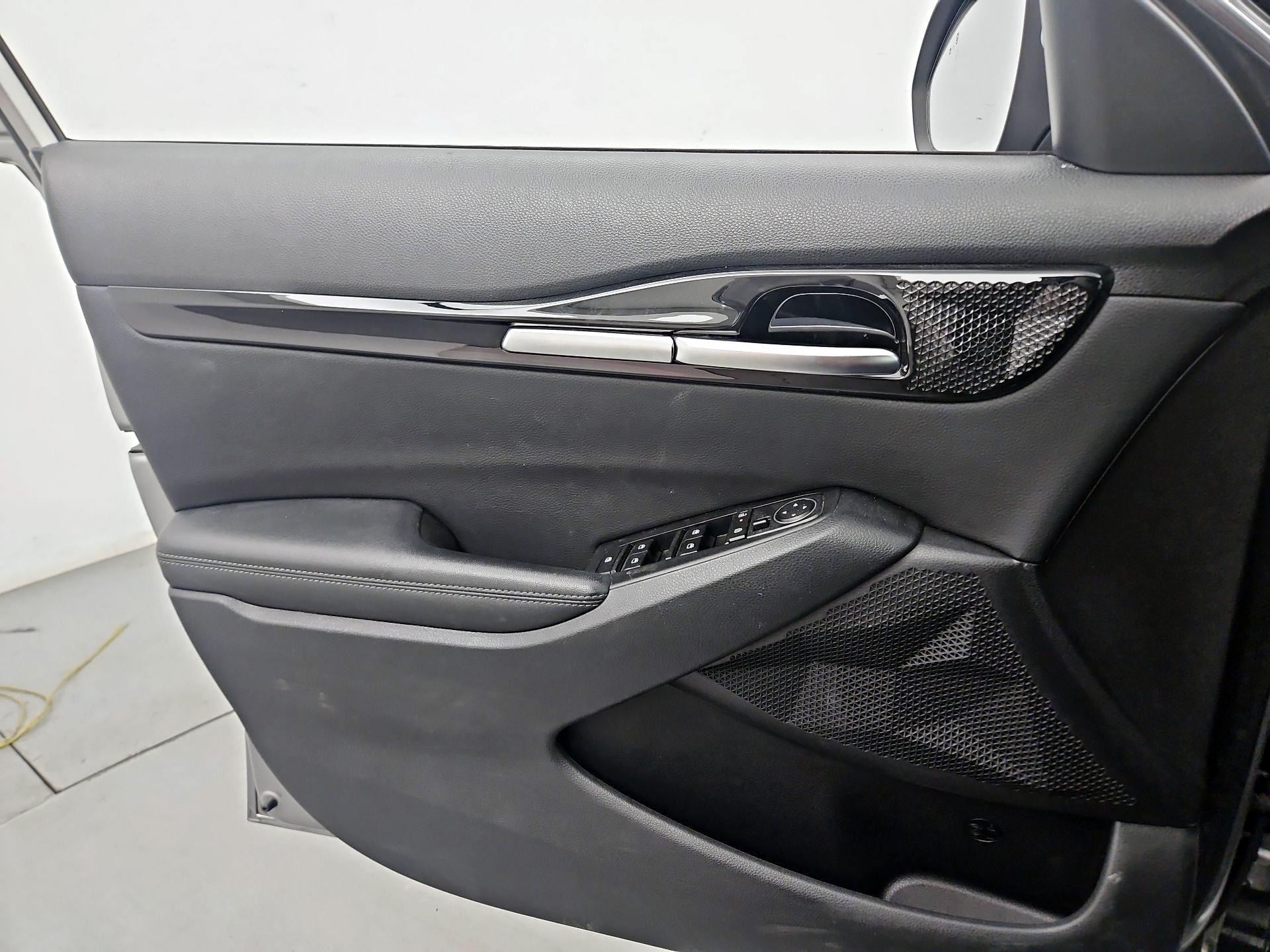 Thumbnail: 2024 Kia Seltos - 12