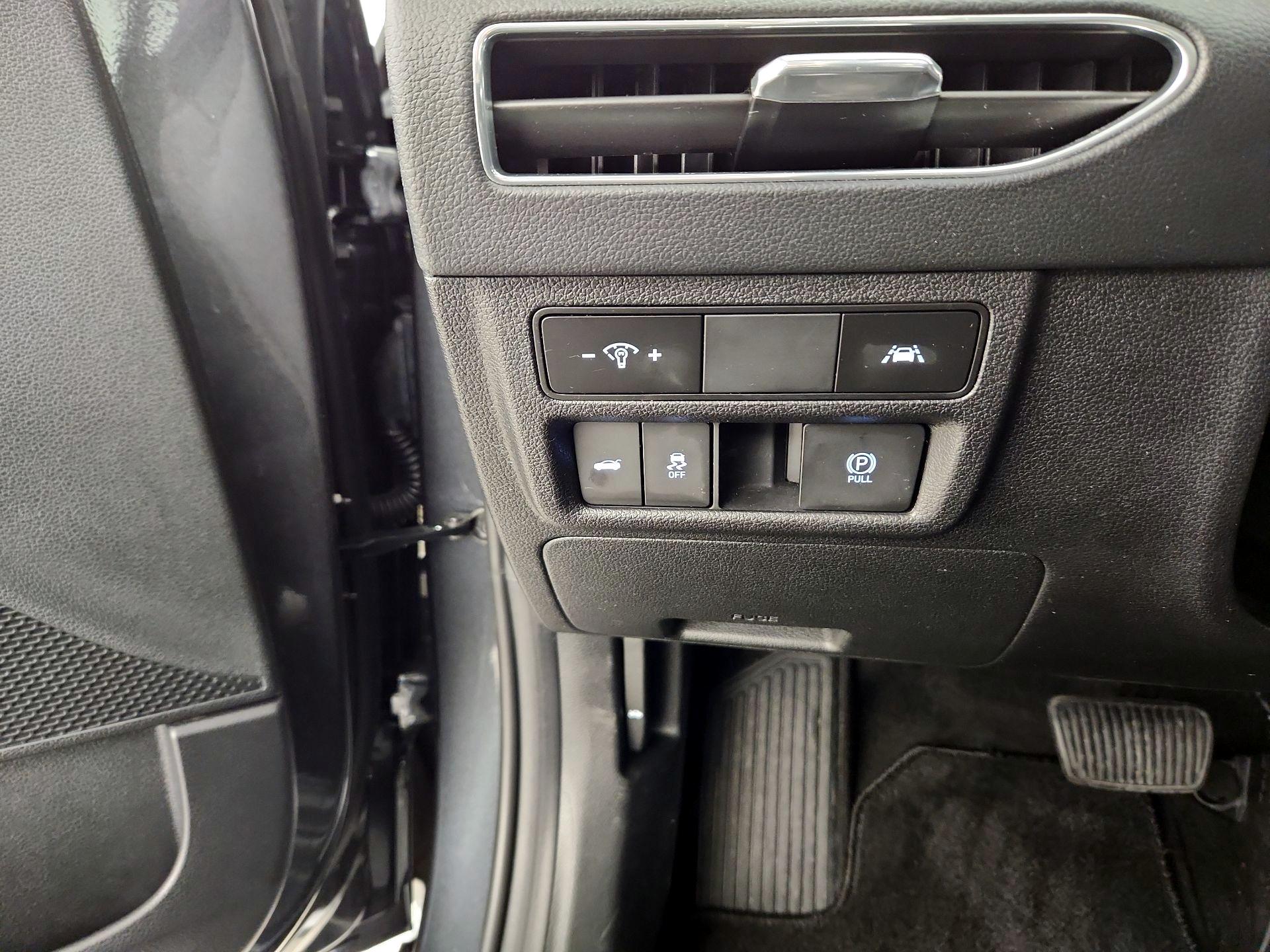 Thumbnail: 2023 Hyundai Sonata - 13