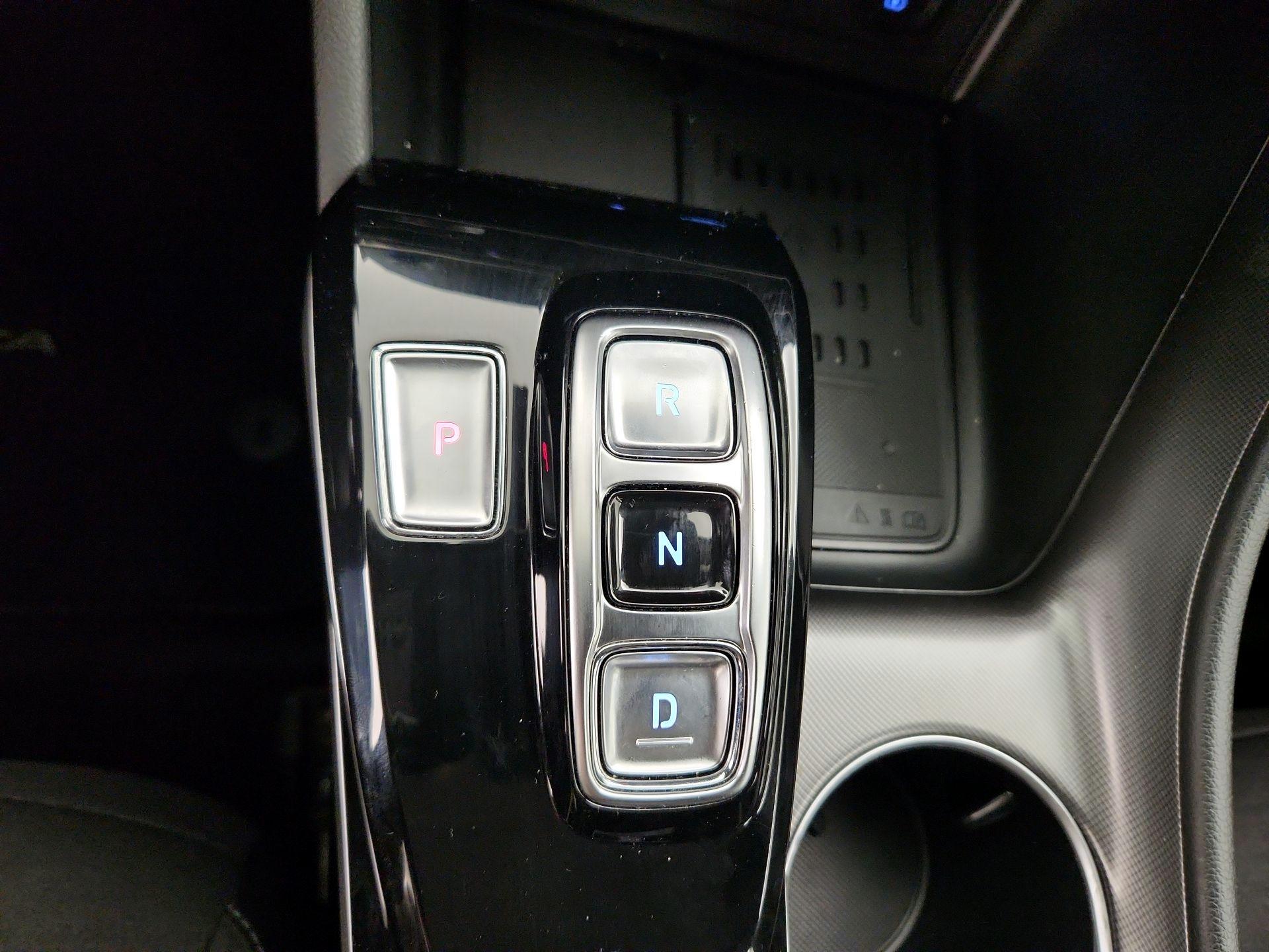 Thumbnail: 2023 Hyundai Sonata - 18