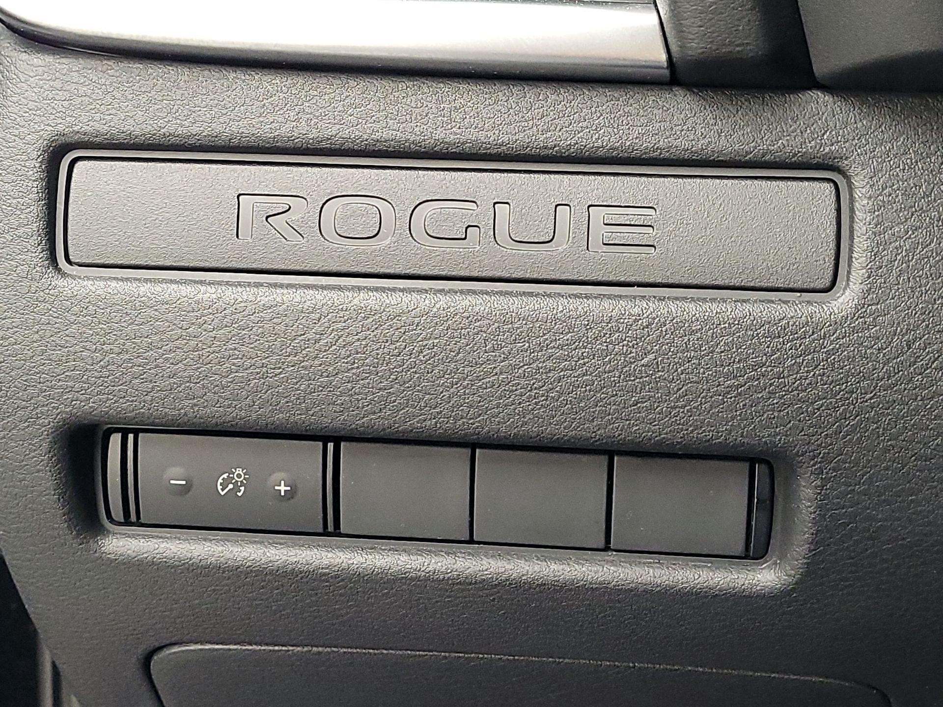 Thumbnail: 2023 Nissan Rogue - 13