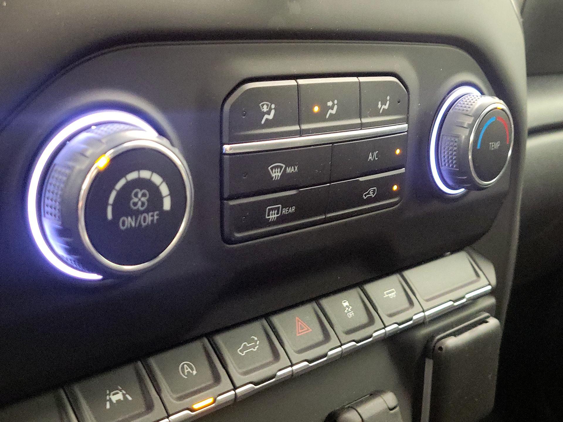 Thumbnail: 2022 Chevrolet Silverado 1500 - 16