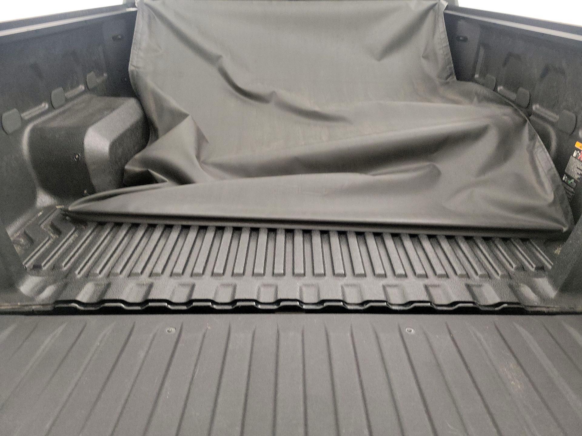 Thumbnail: 2022 Chevrolet Silverado 1500 - 20