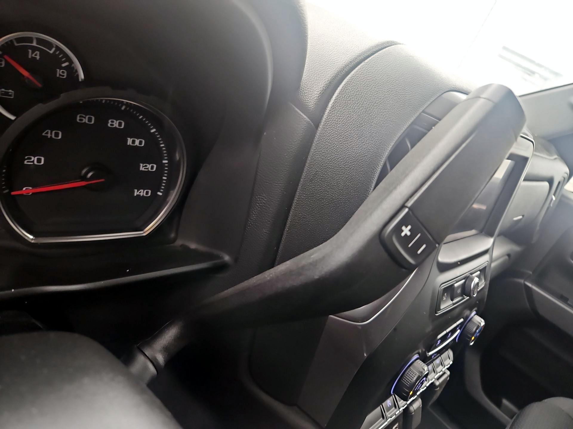 Thumbnail: 2021 Chevrolet Silverado 1500 - 16