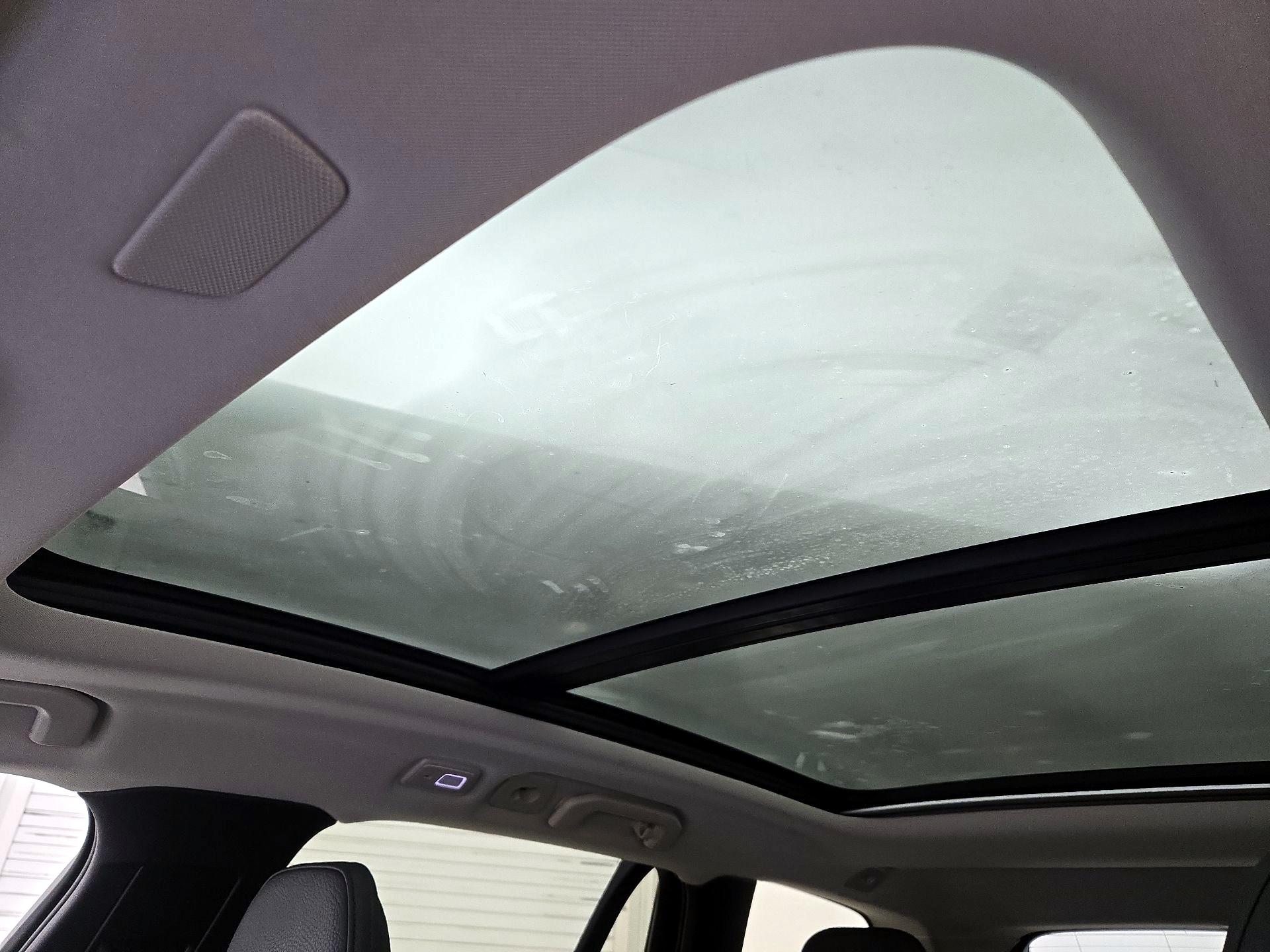 Thumbnail: 2025 Volvo S60 - 20