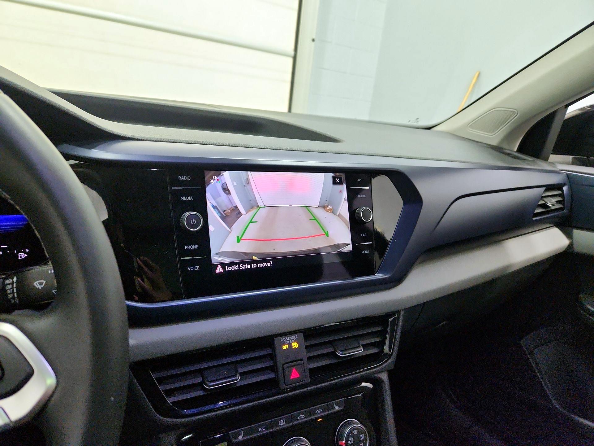 Thumbnail: 2023 Volkswagen Taos - 14