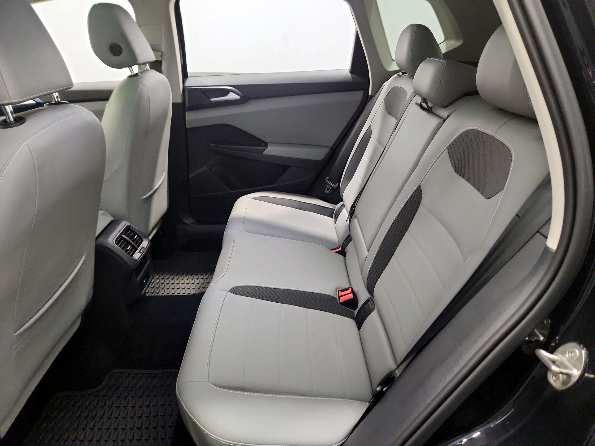 Thumbnail: 2023 Volkswagen Taos - 20