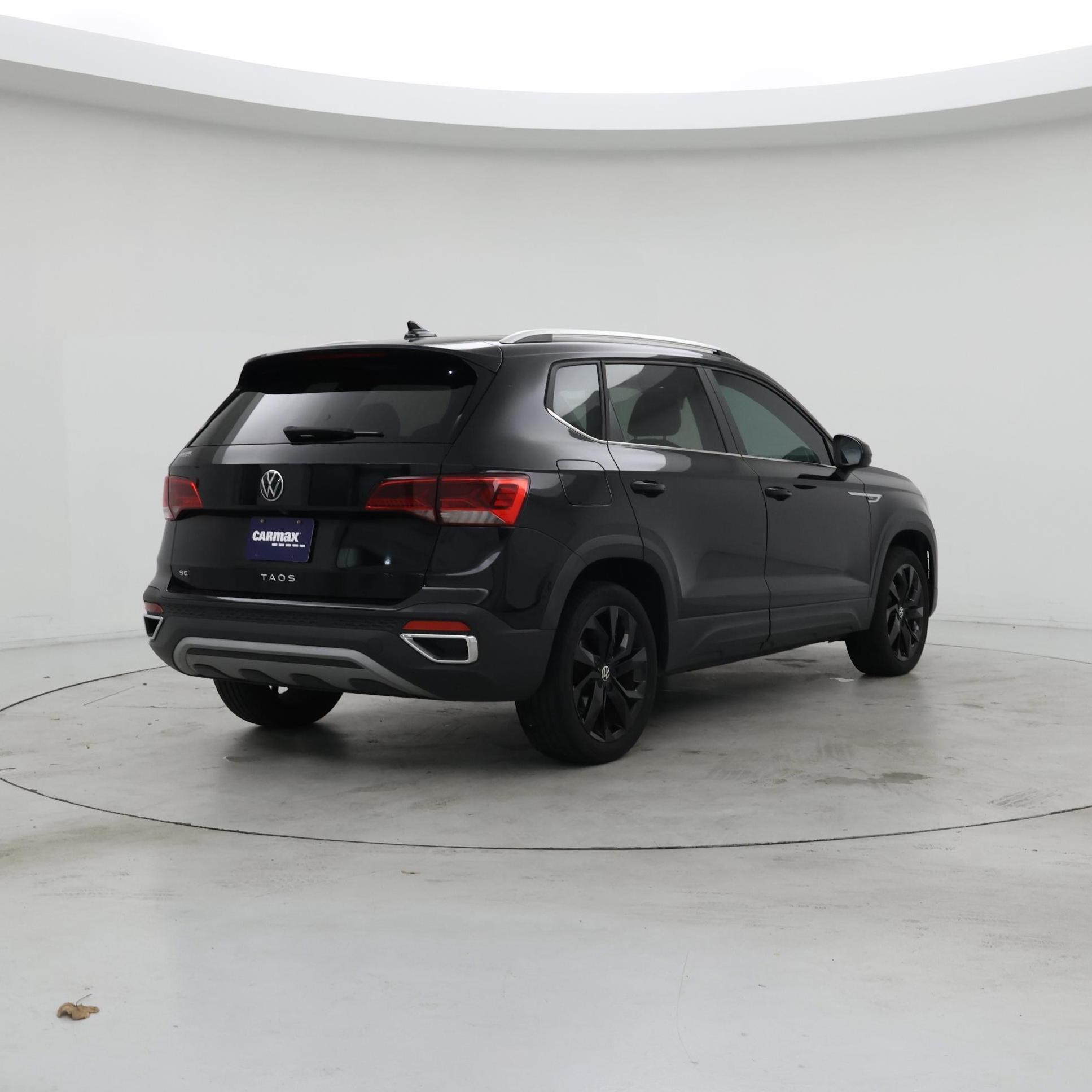 Thumbnail: 2023 Volkswagen Taos - 8