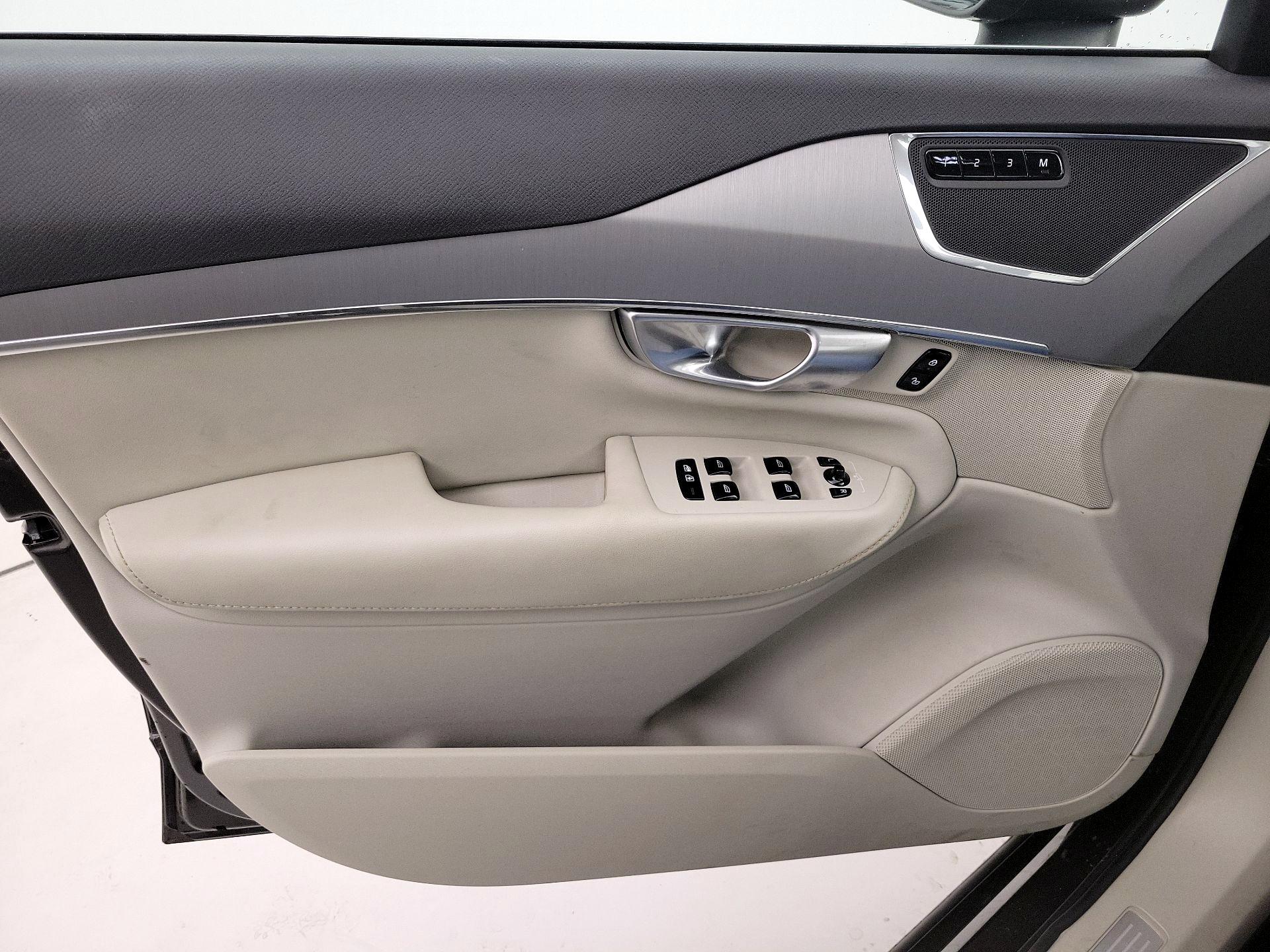 Thumbnail: 2024 Volvo XC90 - 12