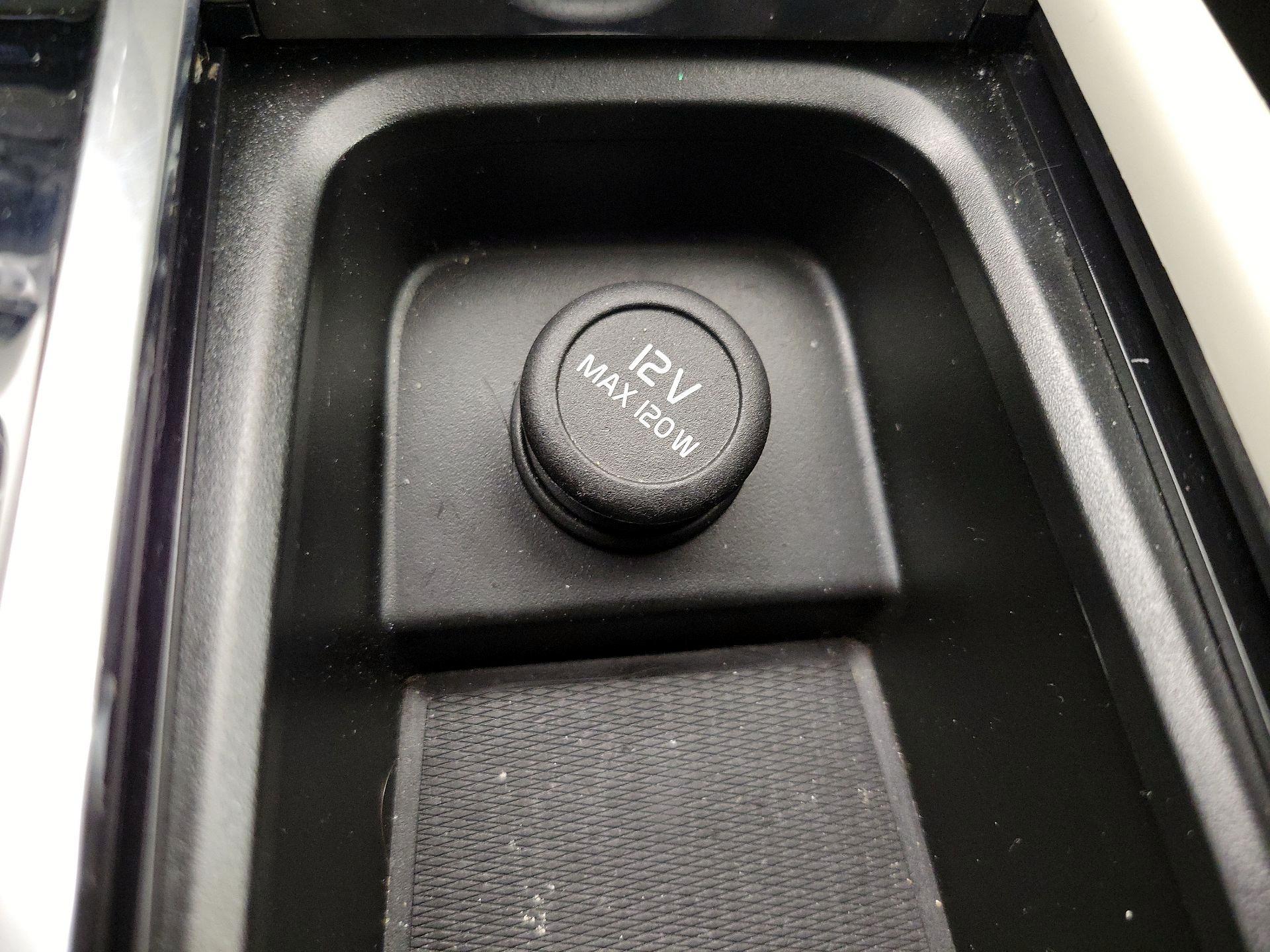 Thumbnail: 2024 Volvo XC90 - 19