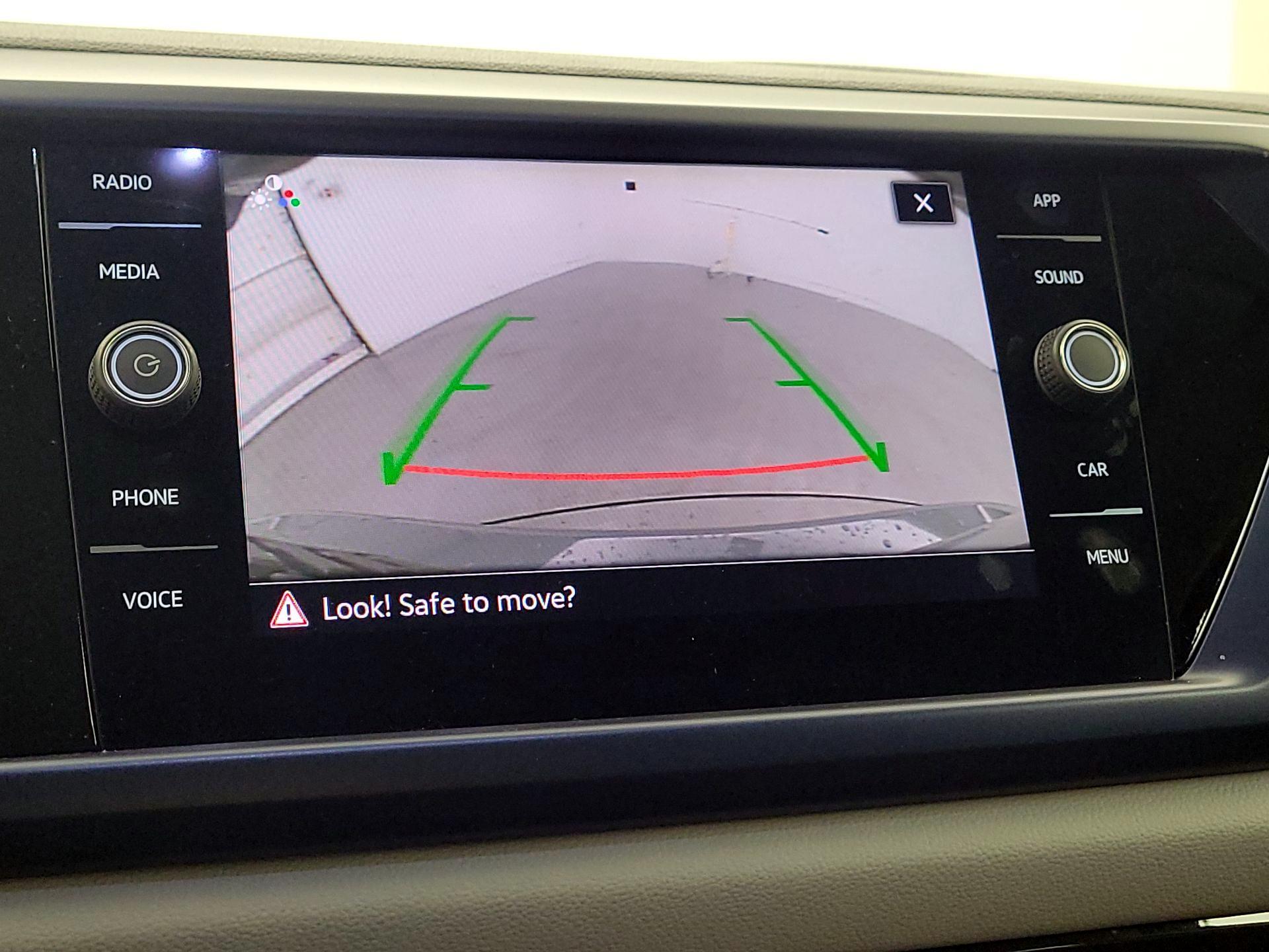 Thumbnail: 2023 Volkswagen Taos - 14